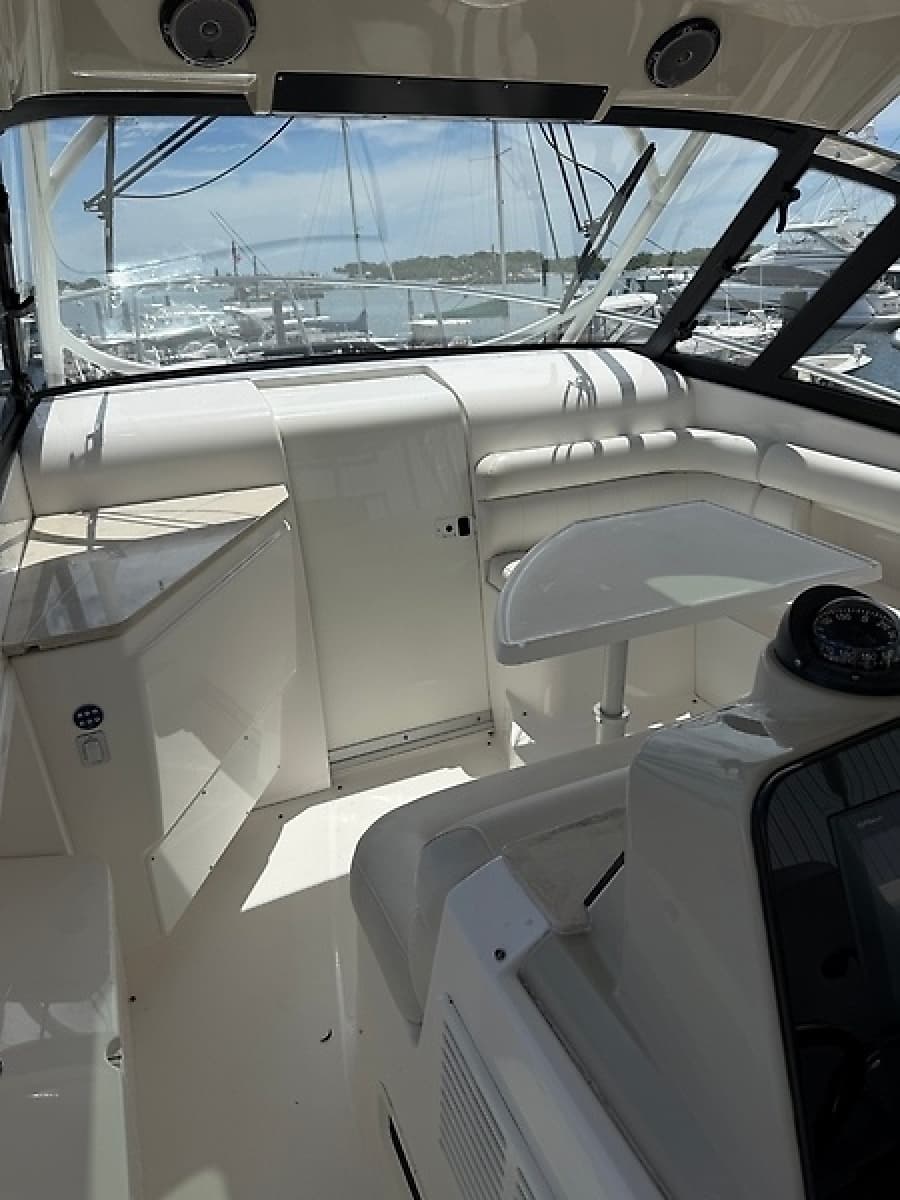 2018 Everglades 360LXC - Photo 10