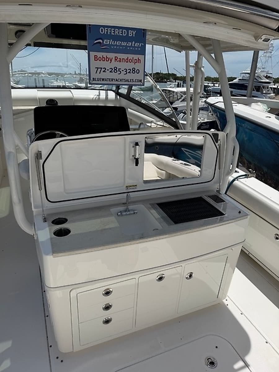 2018 Everglades 360LXC - Photo 19