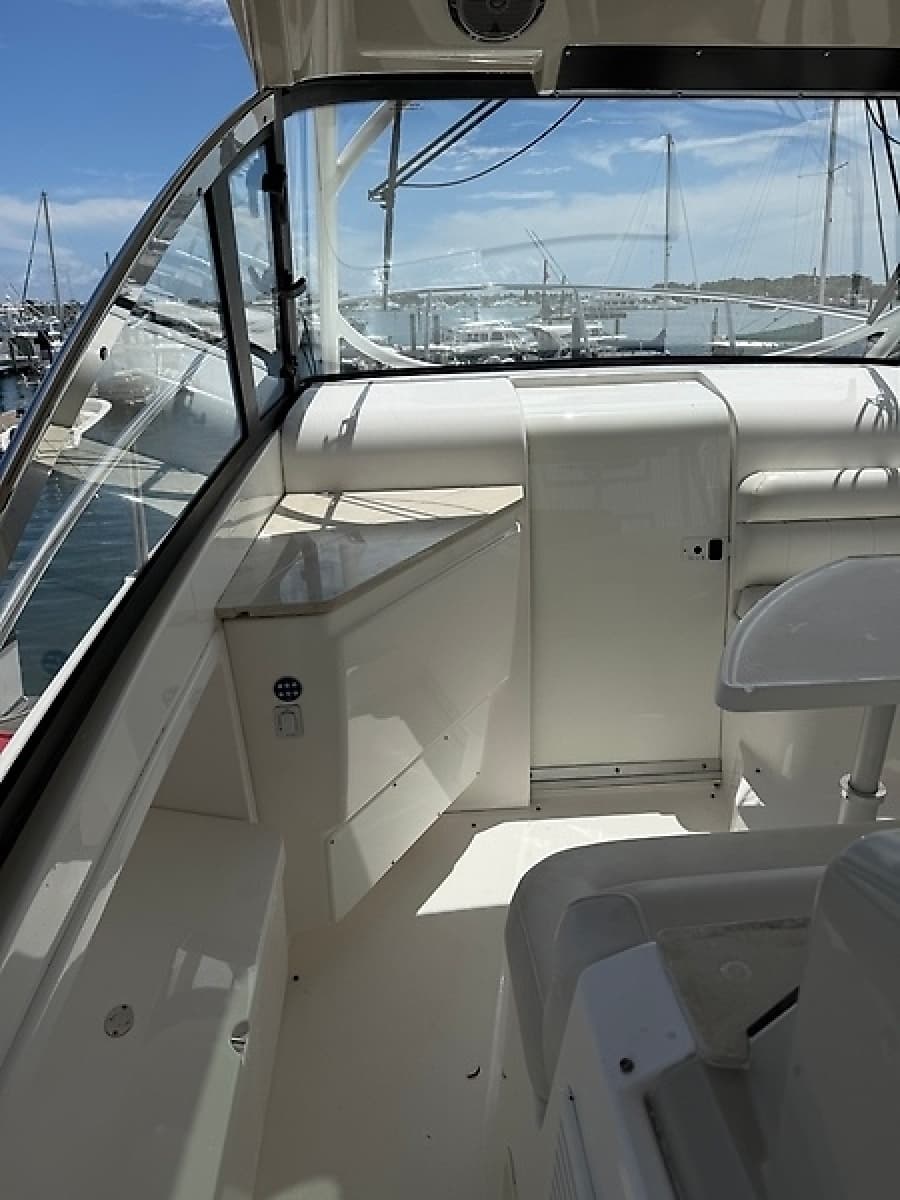 2018 Everglades 360LXC - Photo 11