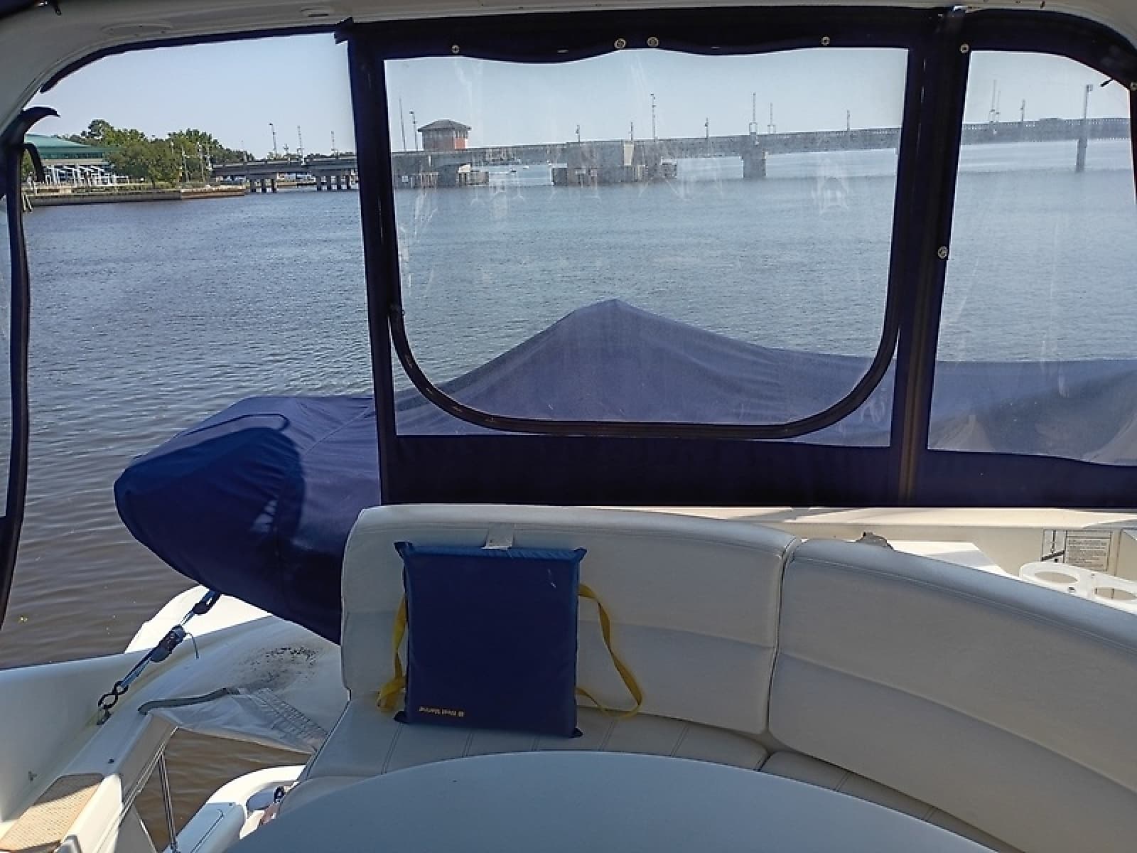 2022 Carver 450 Voyager Pilothouse - Photo 21