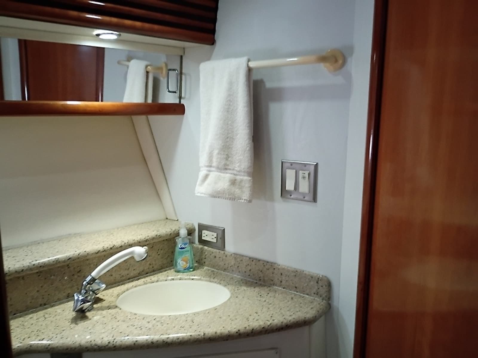 2022 Carver 450 Voyager Pilothouse - Photo 60