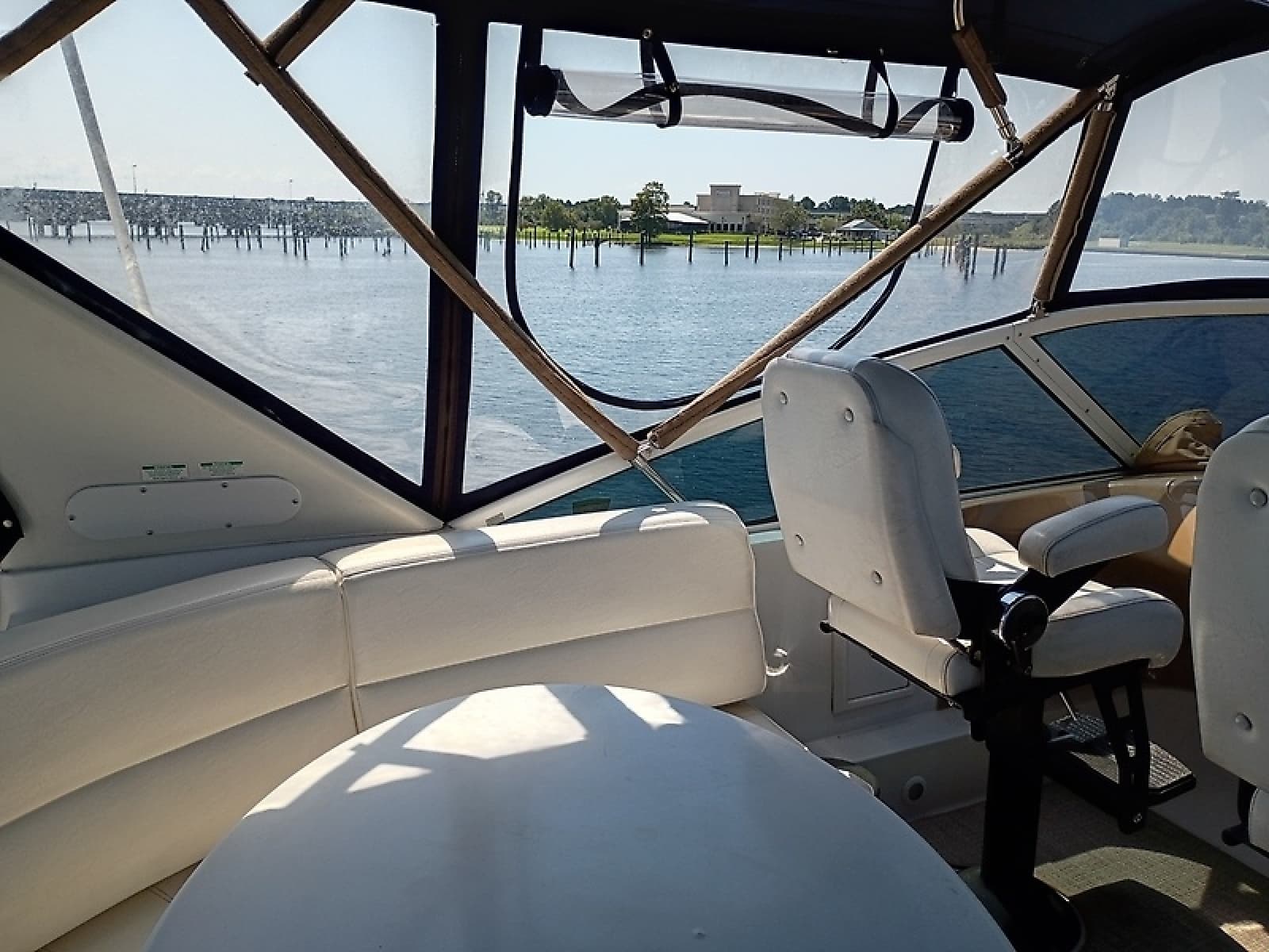 2022 Carver 450 Voyager Pilothouse - Photo 16