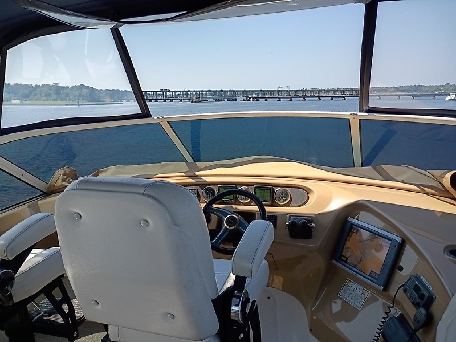 2022 Carver 450 Voyager Pilothouse - Photo 18