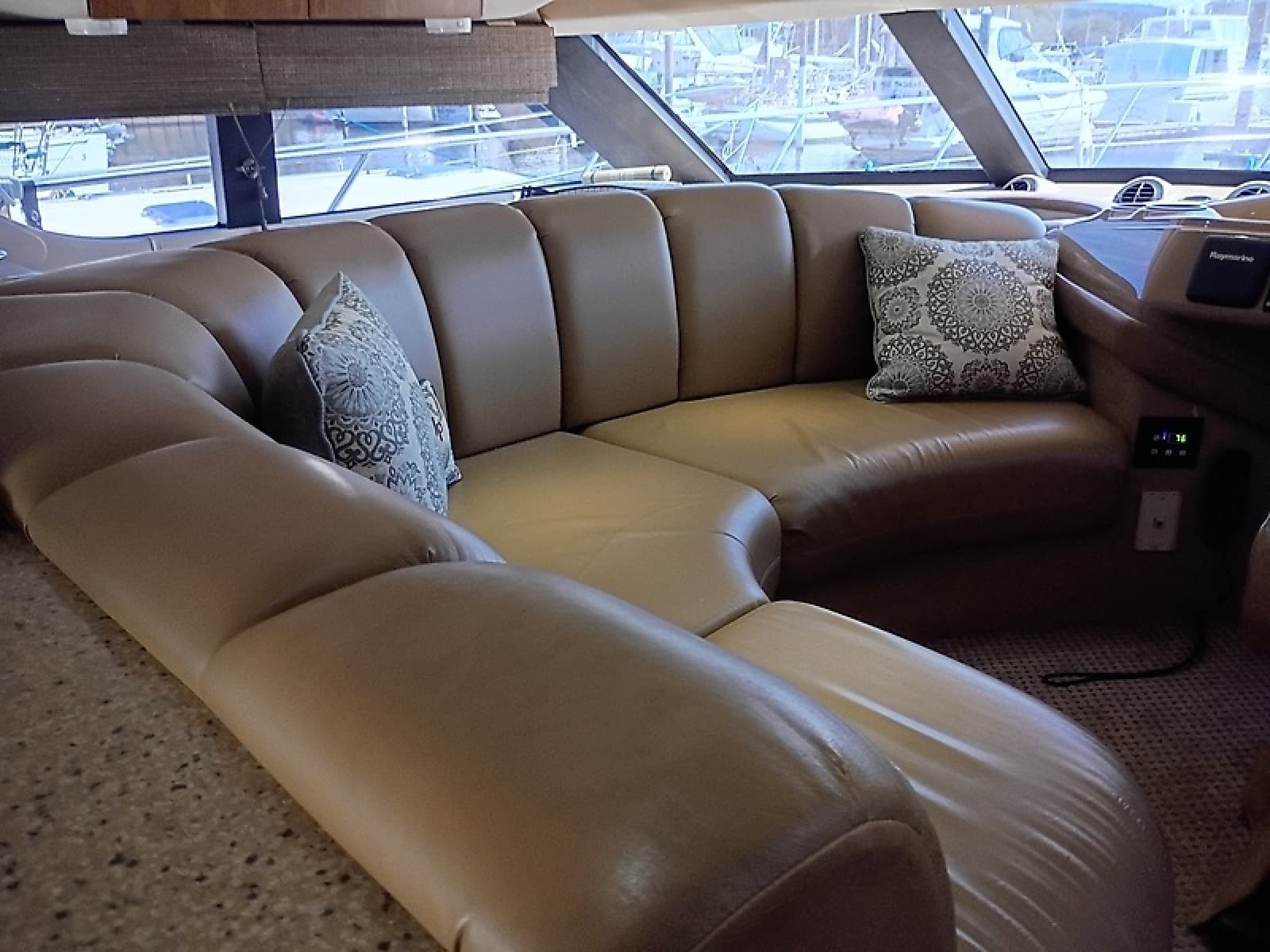 2022 Carver 450 Voyager Pilothouse - Photo 32