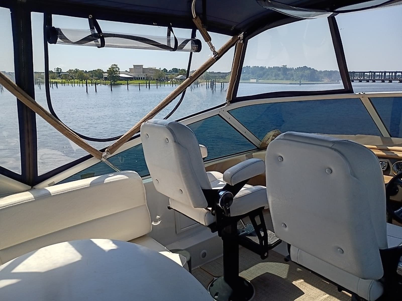 2022 Carver 450 Voyager Pilothouse - Photo 17