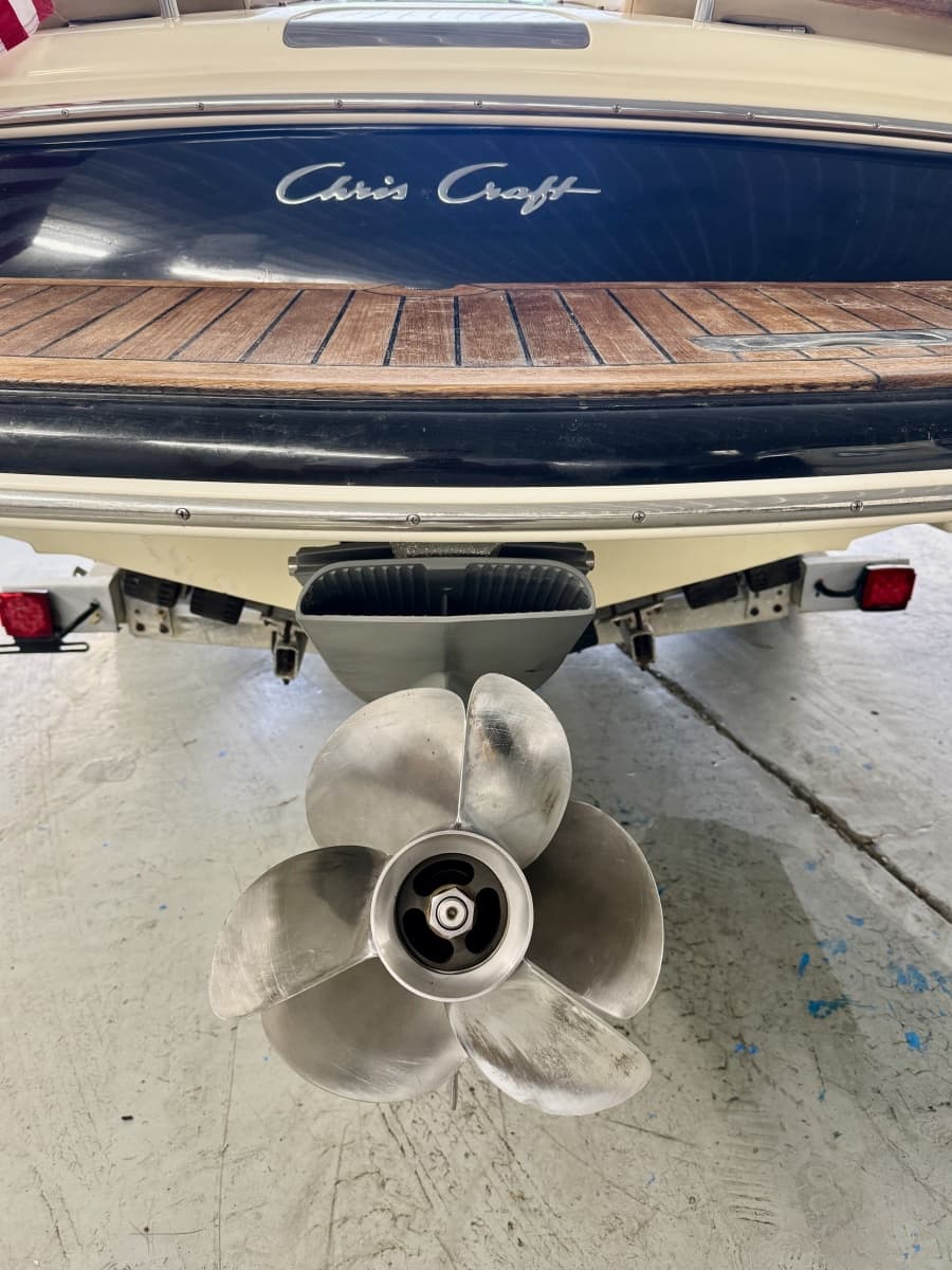 2016 Chris-Craft Carina 21 - Photo 19