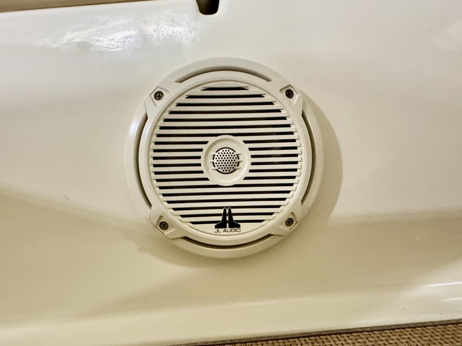 2016 Chris-Craft Carina 21 - Photo 34