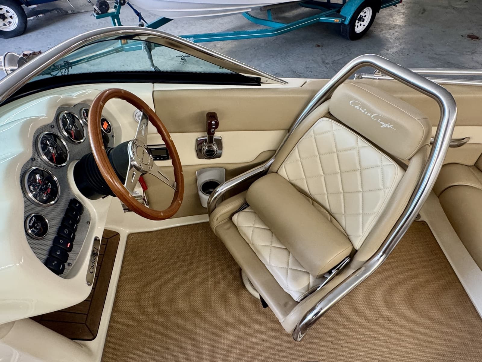 2016 Chris-Craft Carina 21 - Photo 26