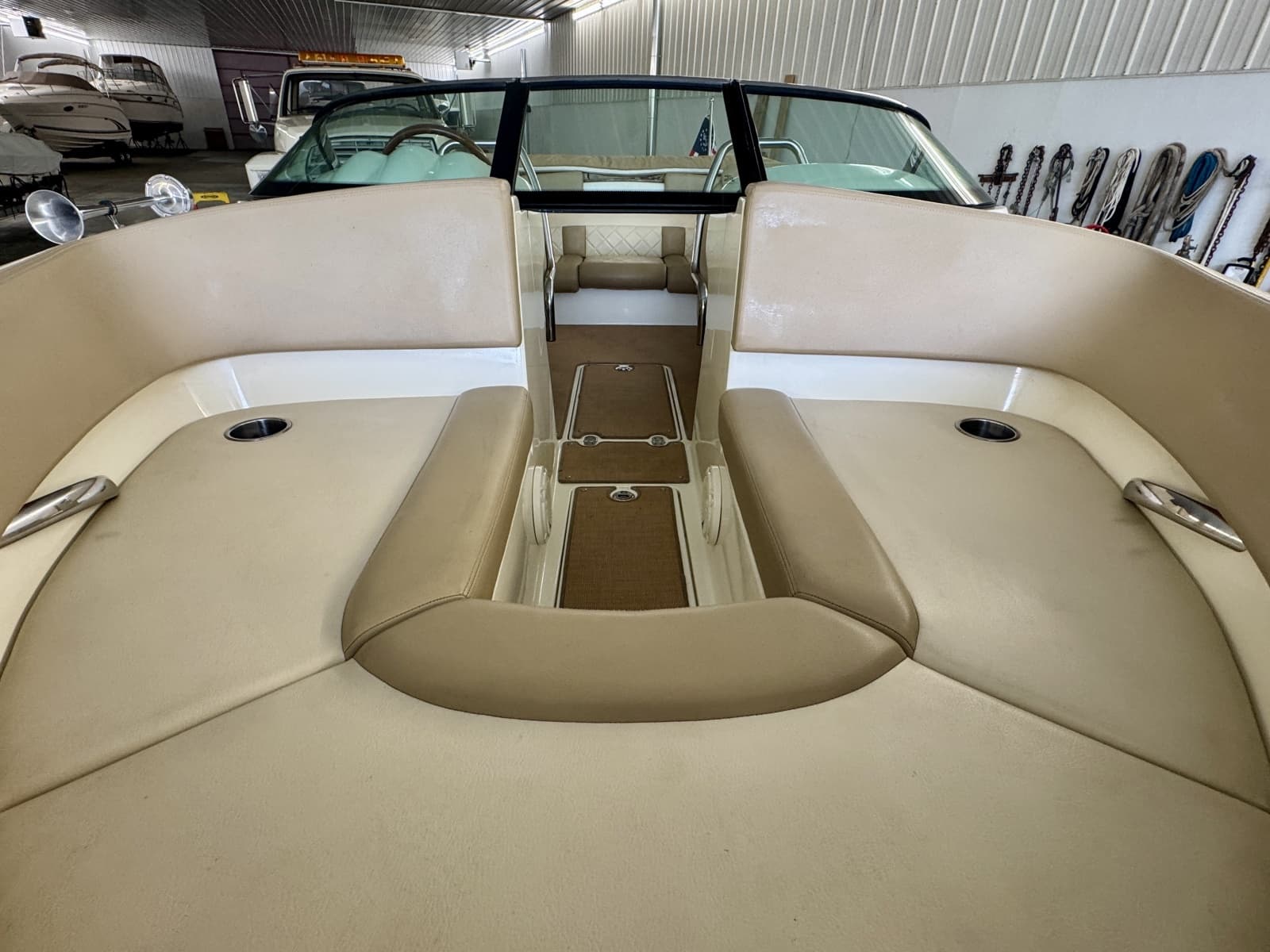 2016 Chris-Craft Carina 21 - Photo 32