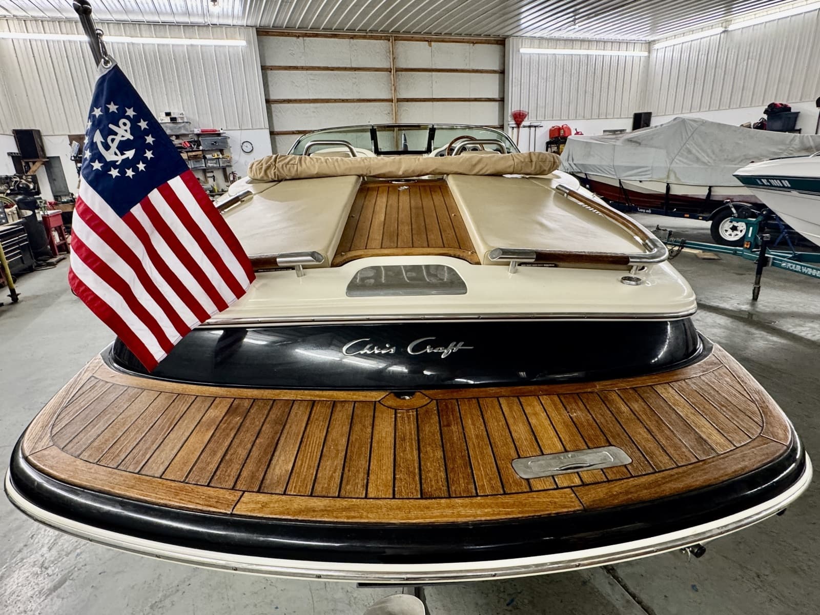 2016 Chris-Craft Carina 21 - Photo 18