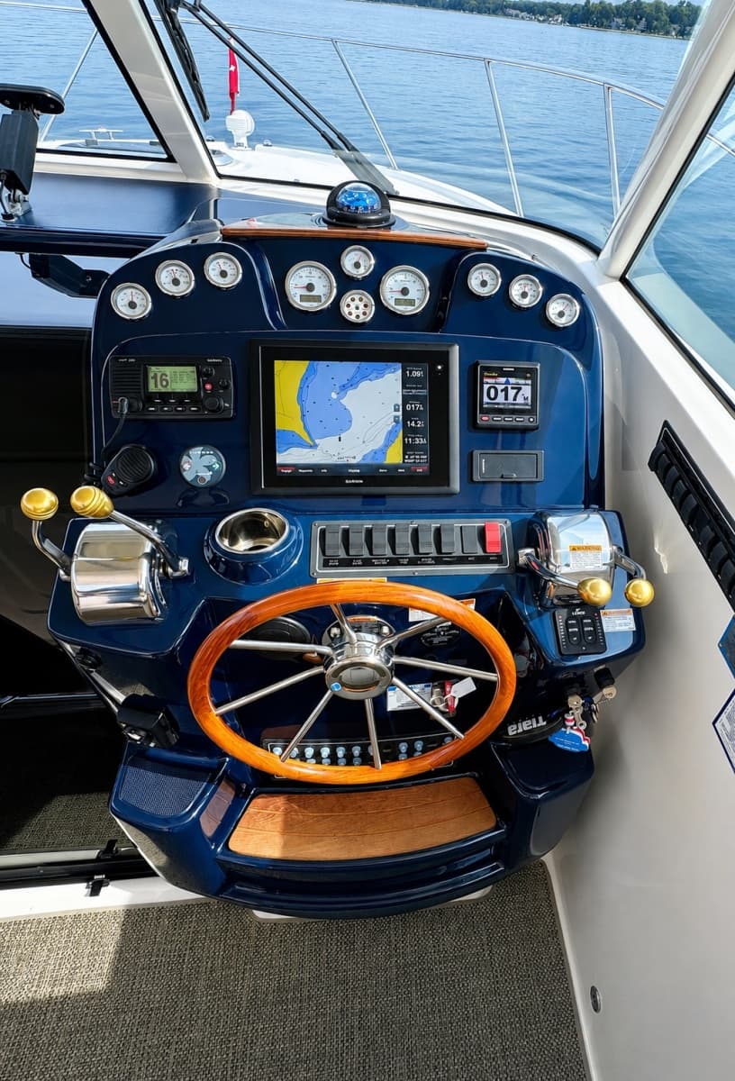 2015 Tiara Yachts 3100 Coronet - Photo 52