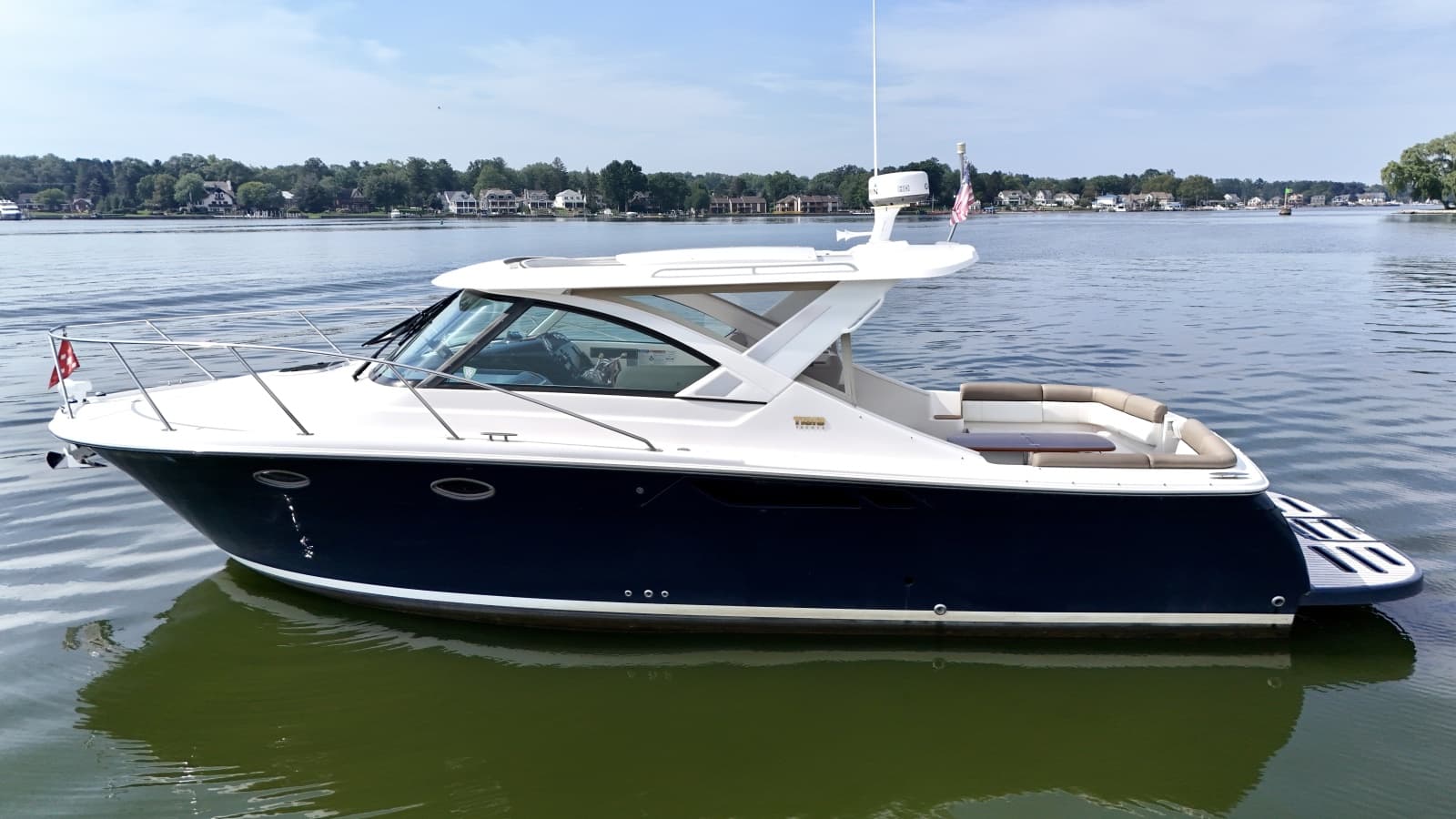 2015 Tiara Yachts 3100 Coronet - Photo 1