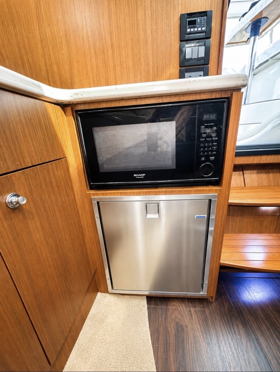 2015 Tiara Yachts 3100 Coronet - Photo 43