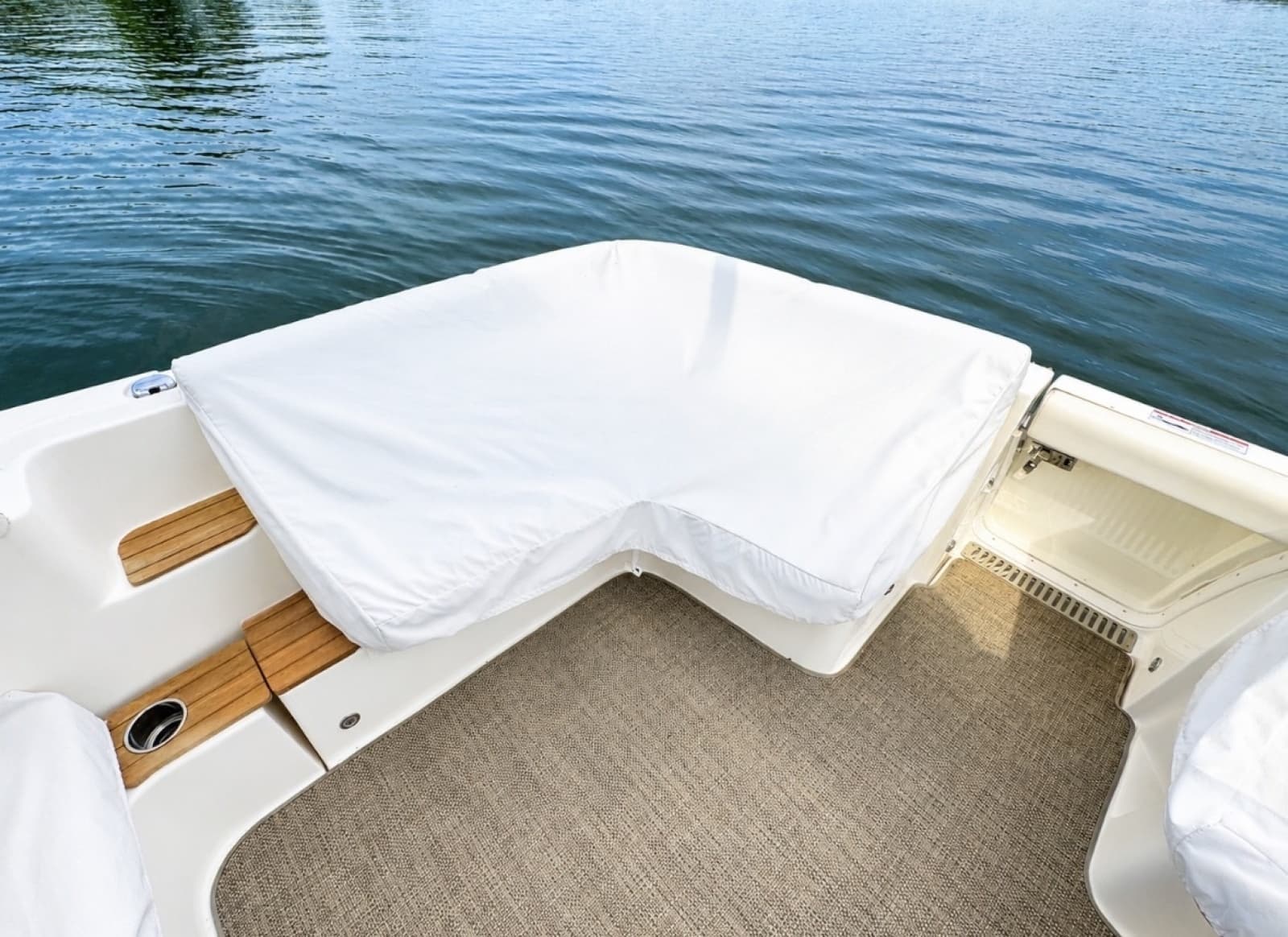 2015 Tiara Yachts 3100 Coronet - Photo 39
