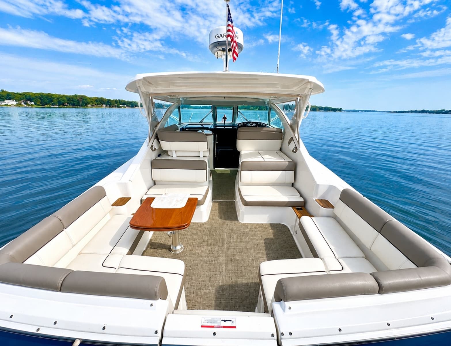 2015 Tiara Yachts 3100 Coronet - Photo 30