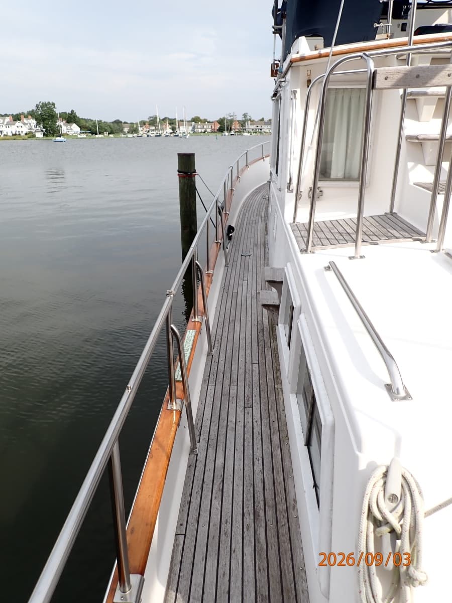 1989 Grand Banks Classic - Photo 10