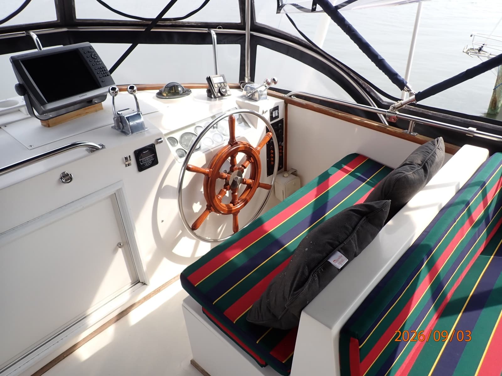 1989 Grand Banks Classic - Photo 18