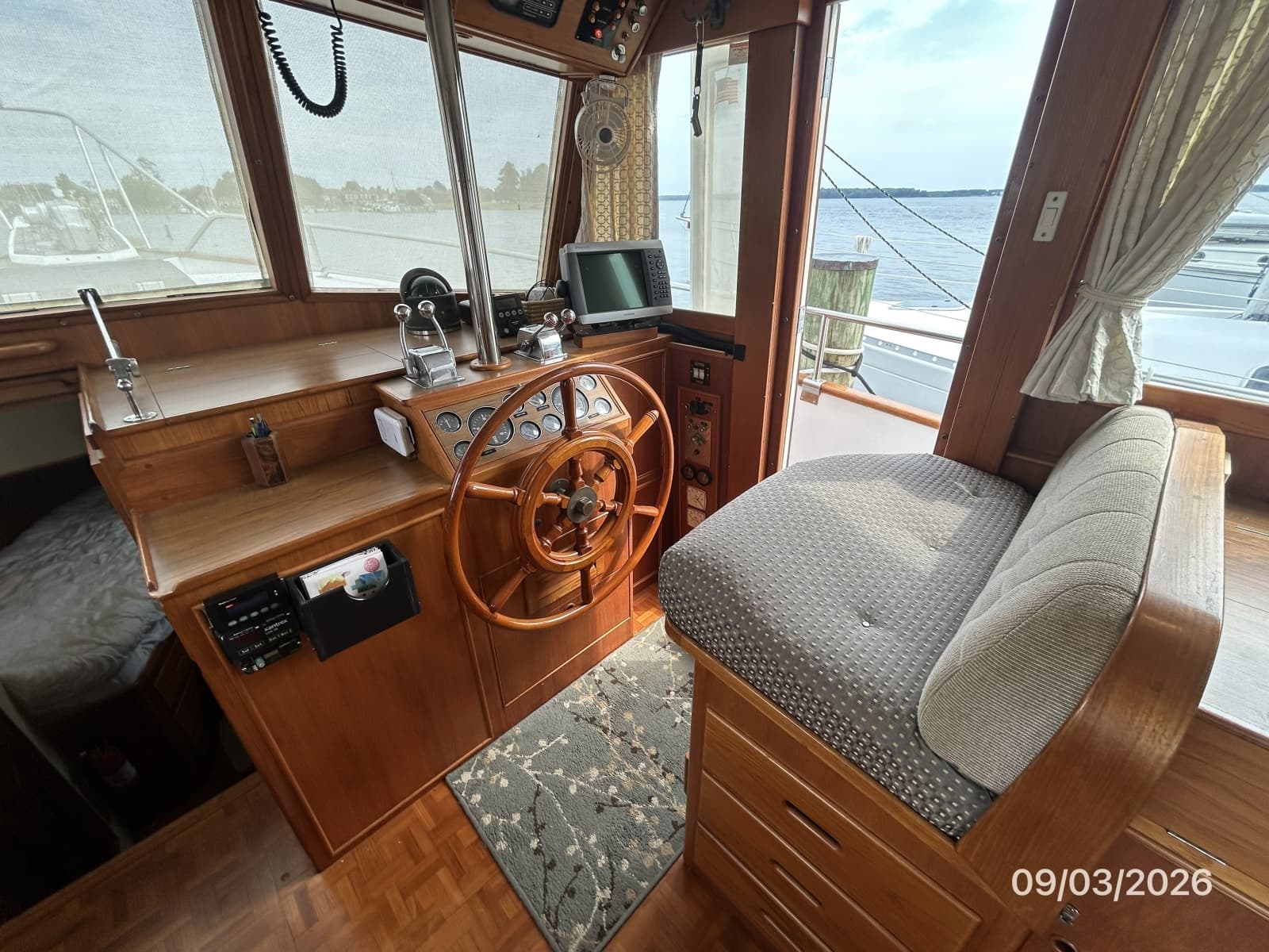 1989 Grand Banks Classic - Photo 41