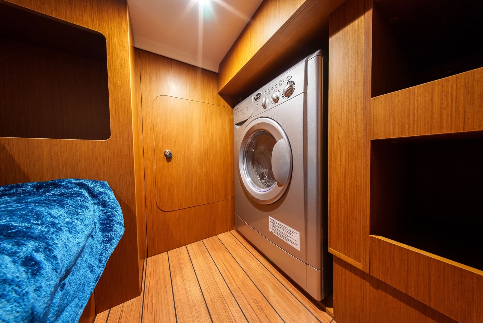 2026 Beneteau Swift Trawler 54 - Photo 40