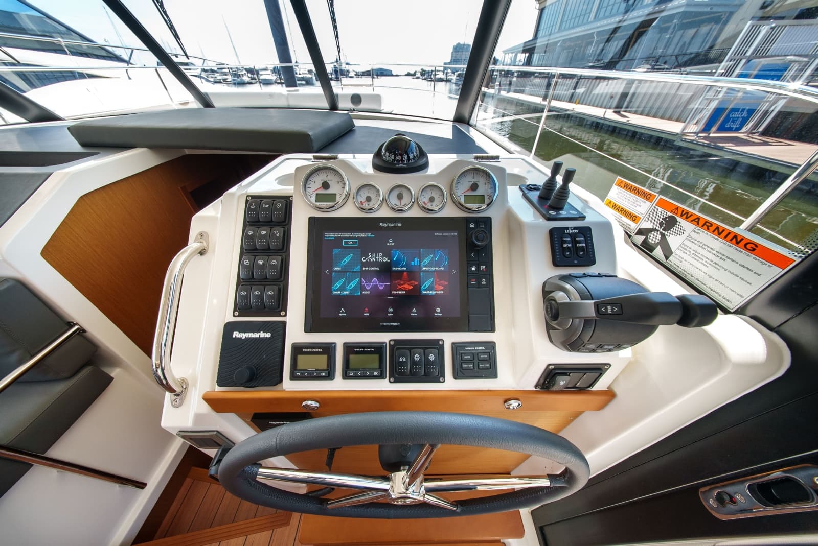 2026 Beneteau Swift Trawler 54 - Photo 33