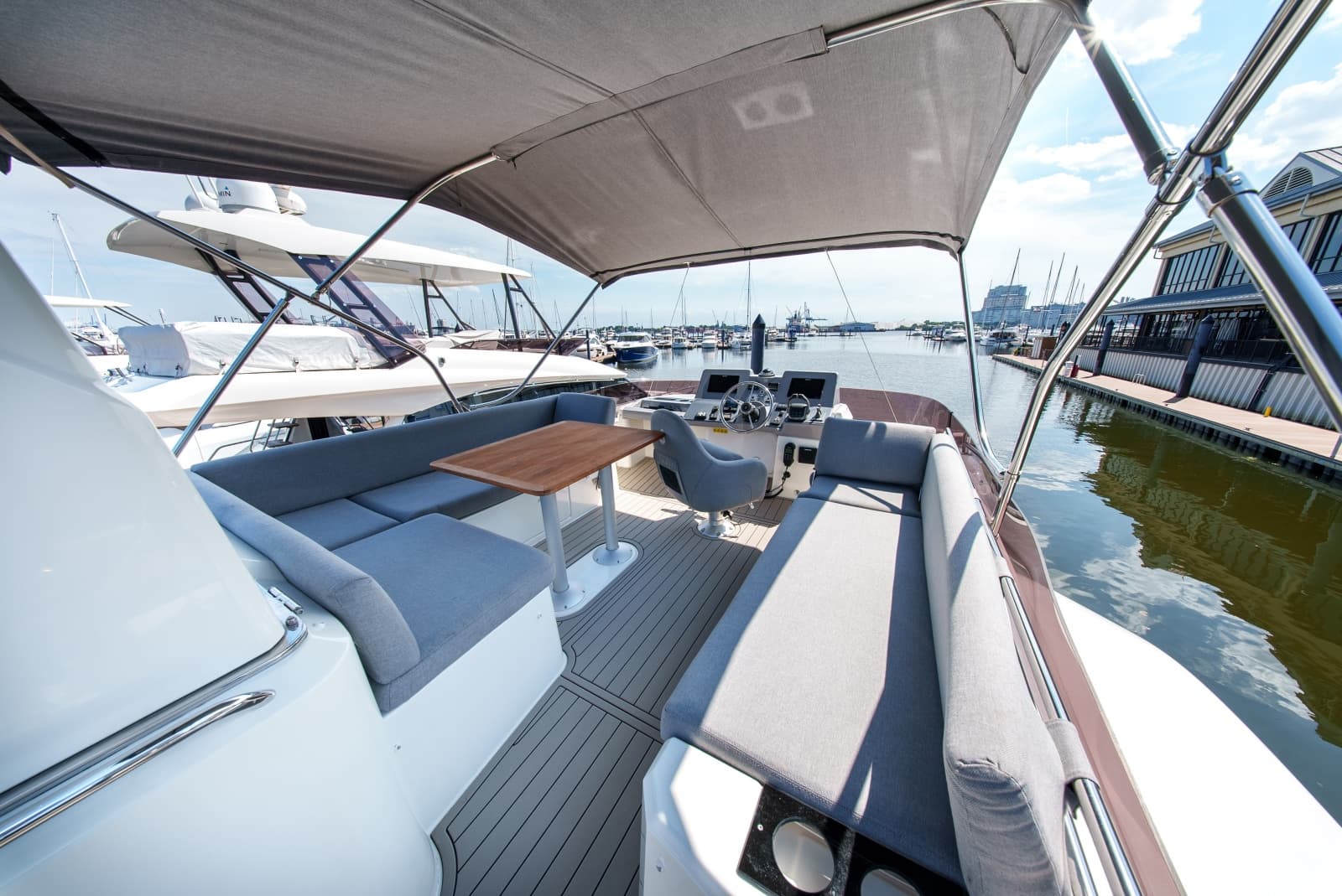 2026 Beneteau Swift Trawler 54 - Photo 21