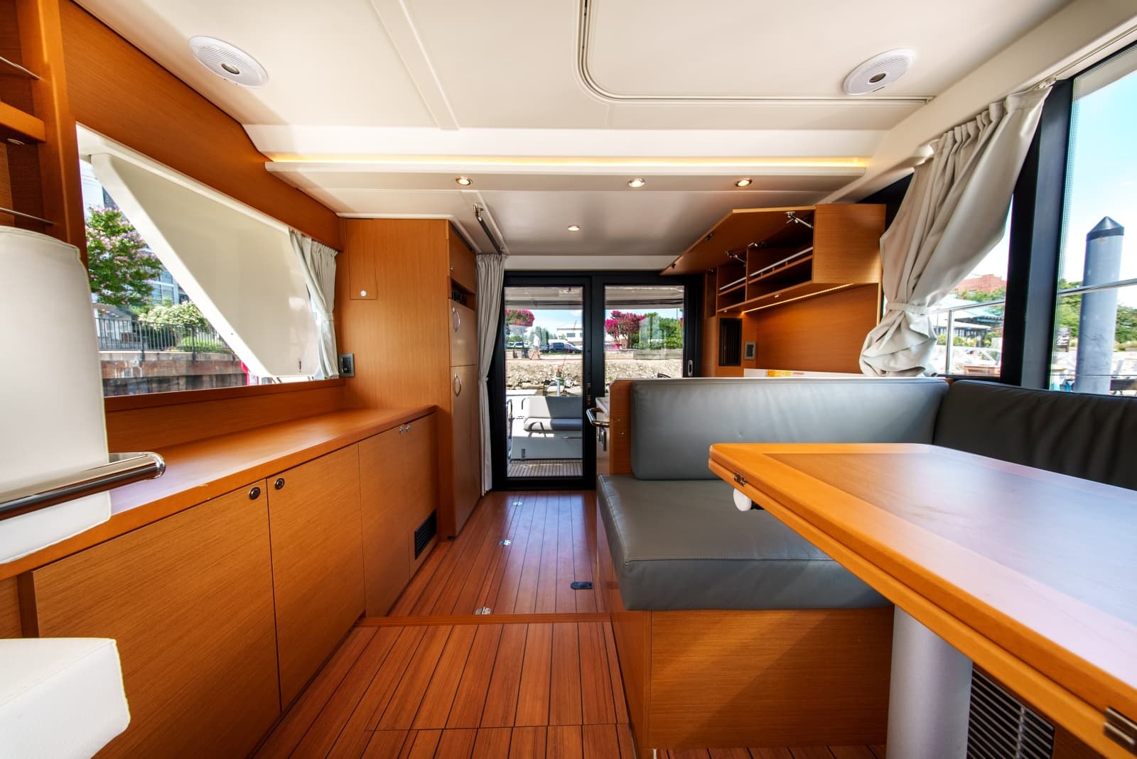 2026 Beneteau Swift Trawler 54 - Photo 26