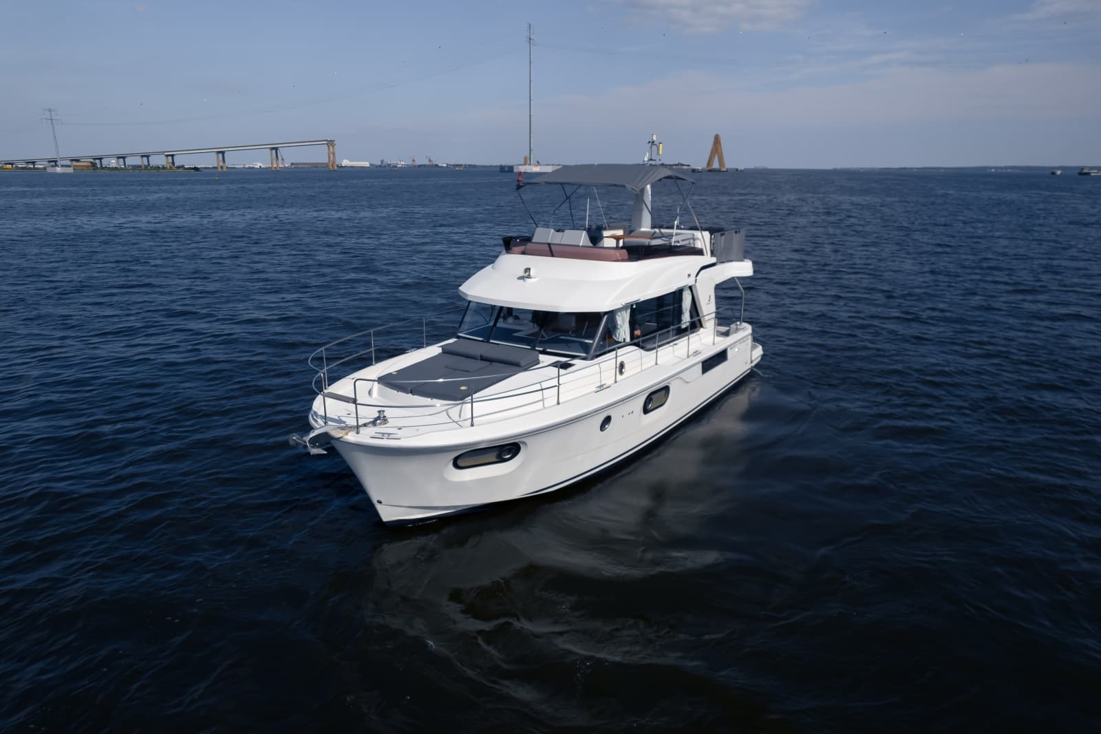 2026 Beneteau Swift Trawler 54 - Photo 6