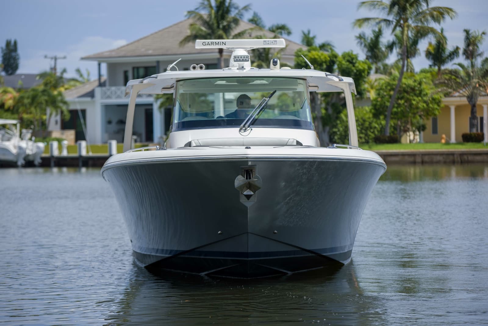 2019 Tiara Yachts 38LS - Photo 2