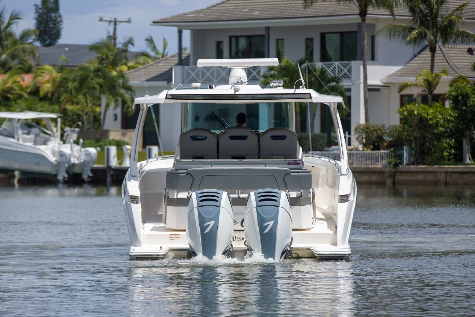 2019 Tiara Yachts 38LS - Photo 7