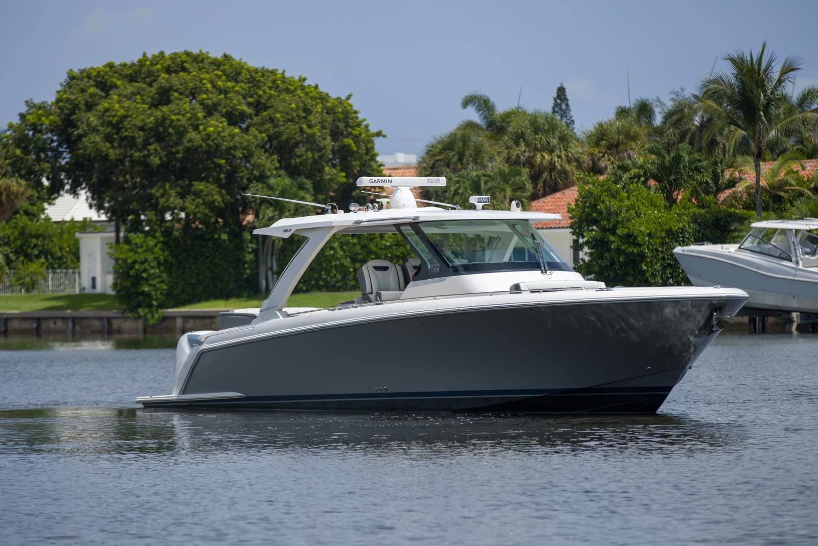 2019 Tiara Yachts 38LS - Photo 3