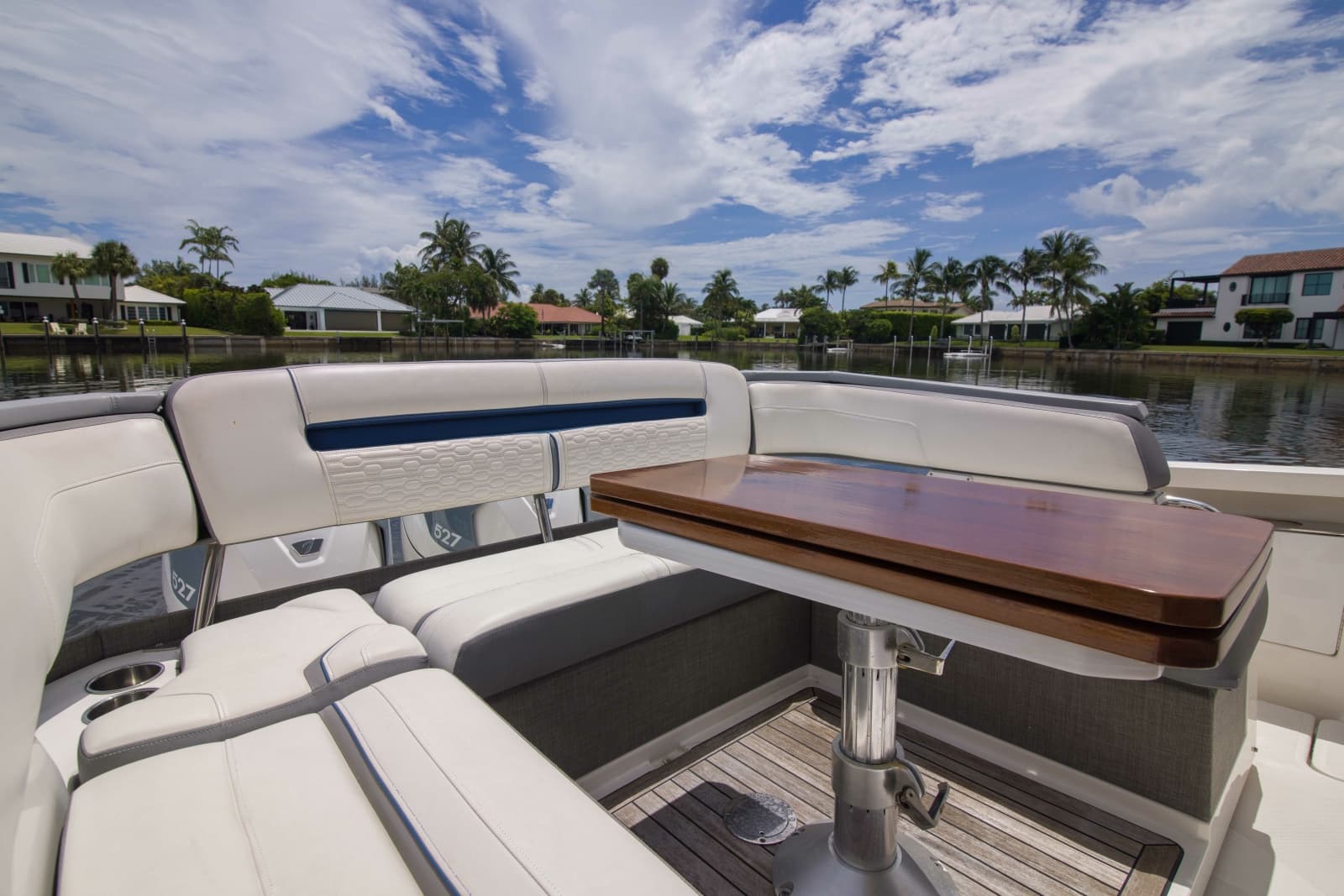 2019 Tiara Yachts 38LS - Photo 33