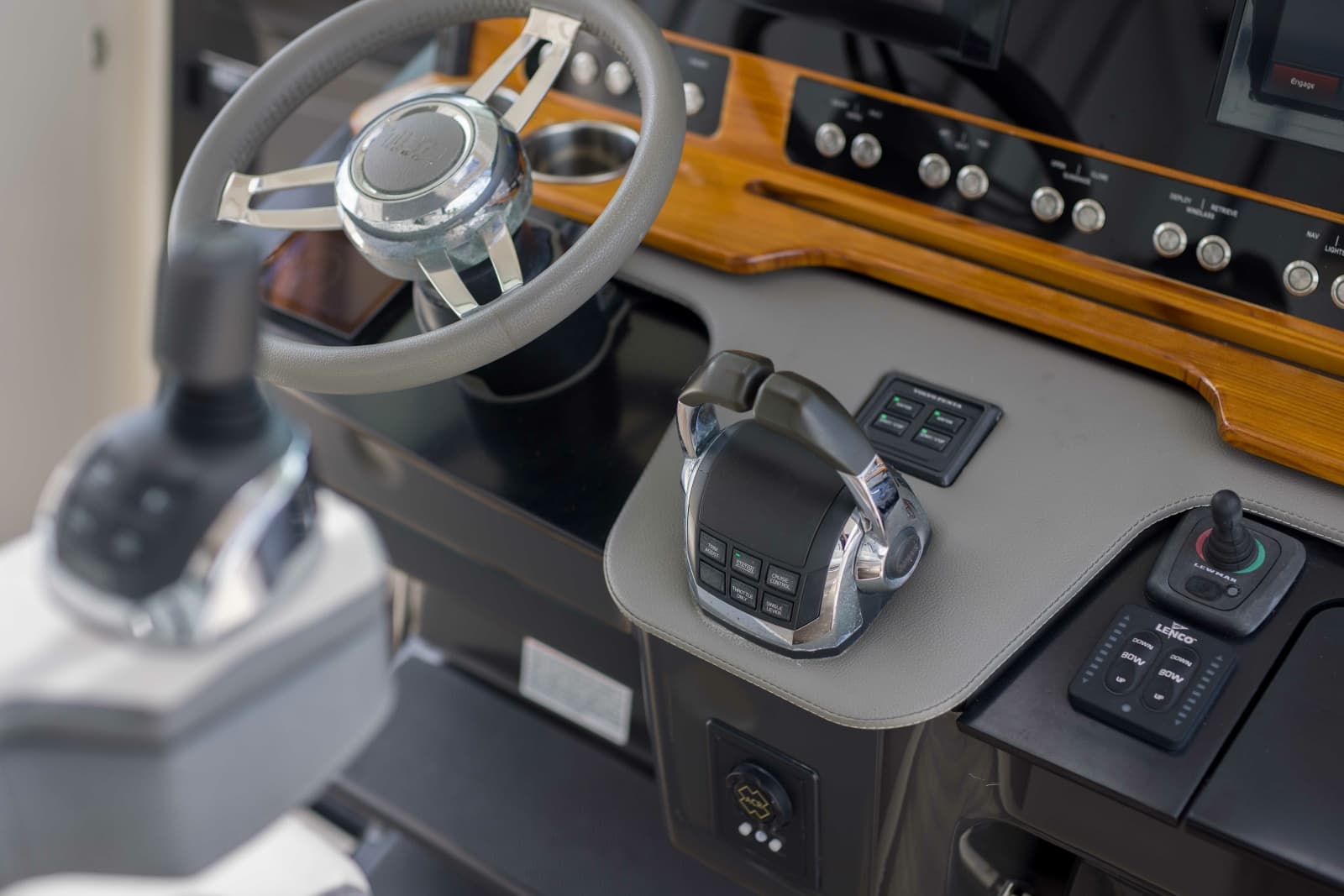 2019 Tiara Yachts 38LS - Photo 58