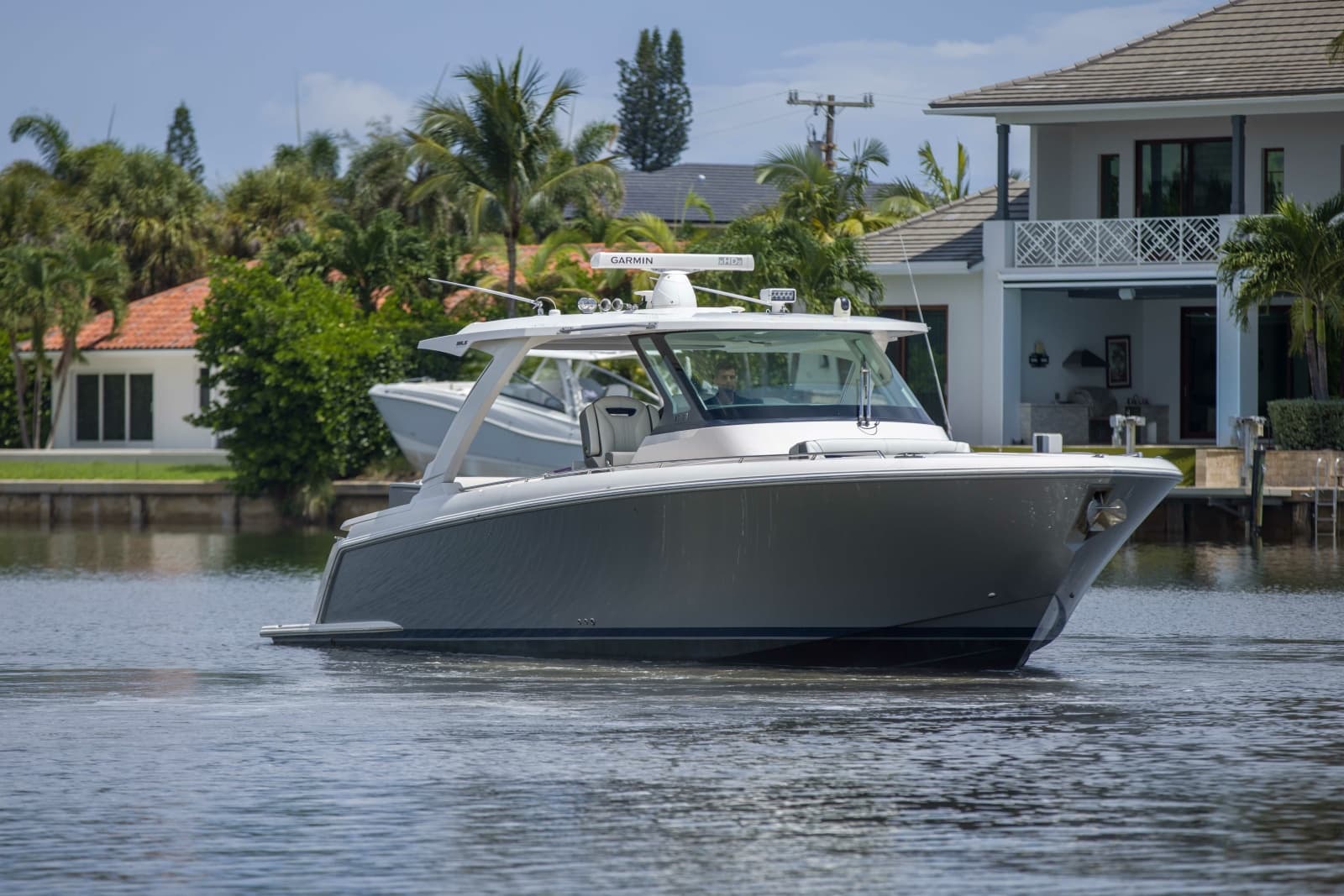 2019 Tiara Yachts 38LS - Photo 14
