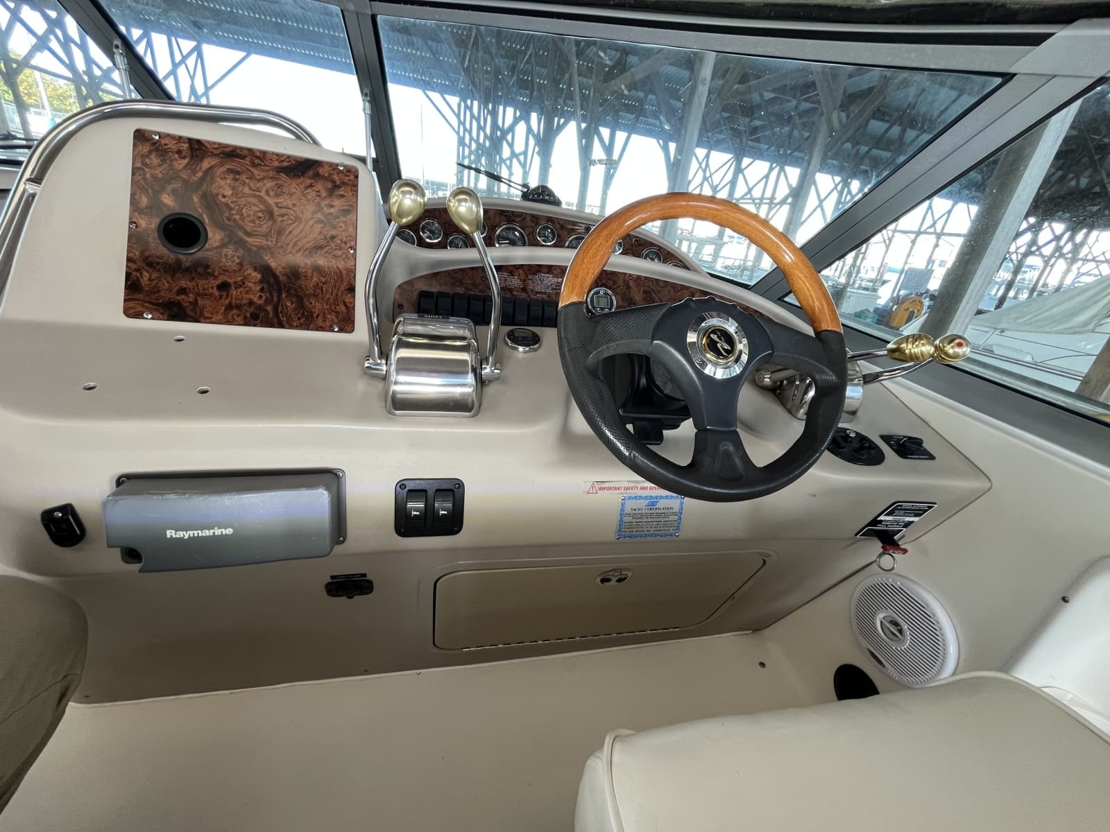 2003 Sea Ray 340 Sundancer - Photo 16