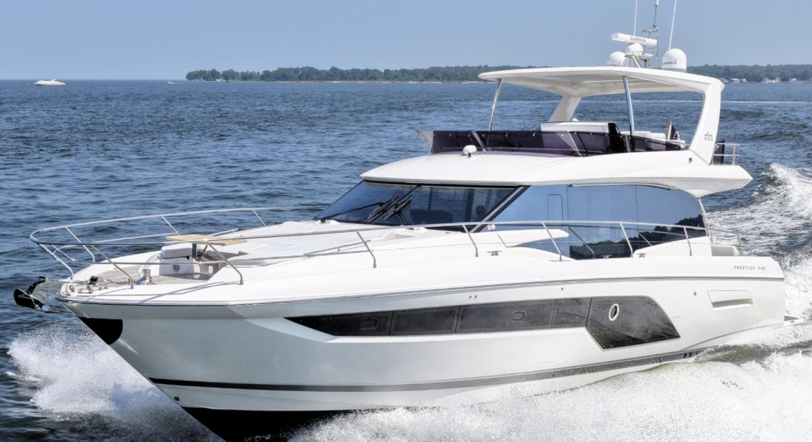 2023 Prestige 590 - Photo 1