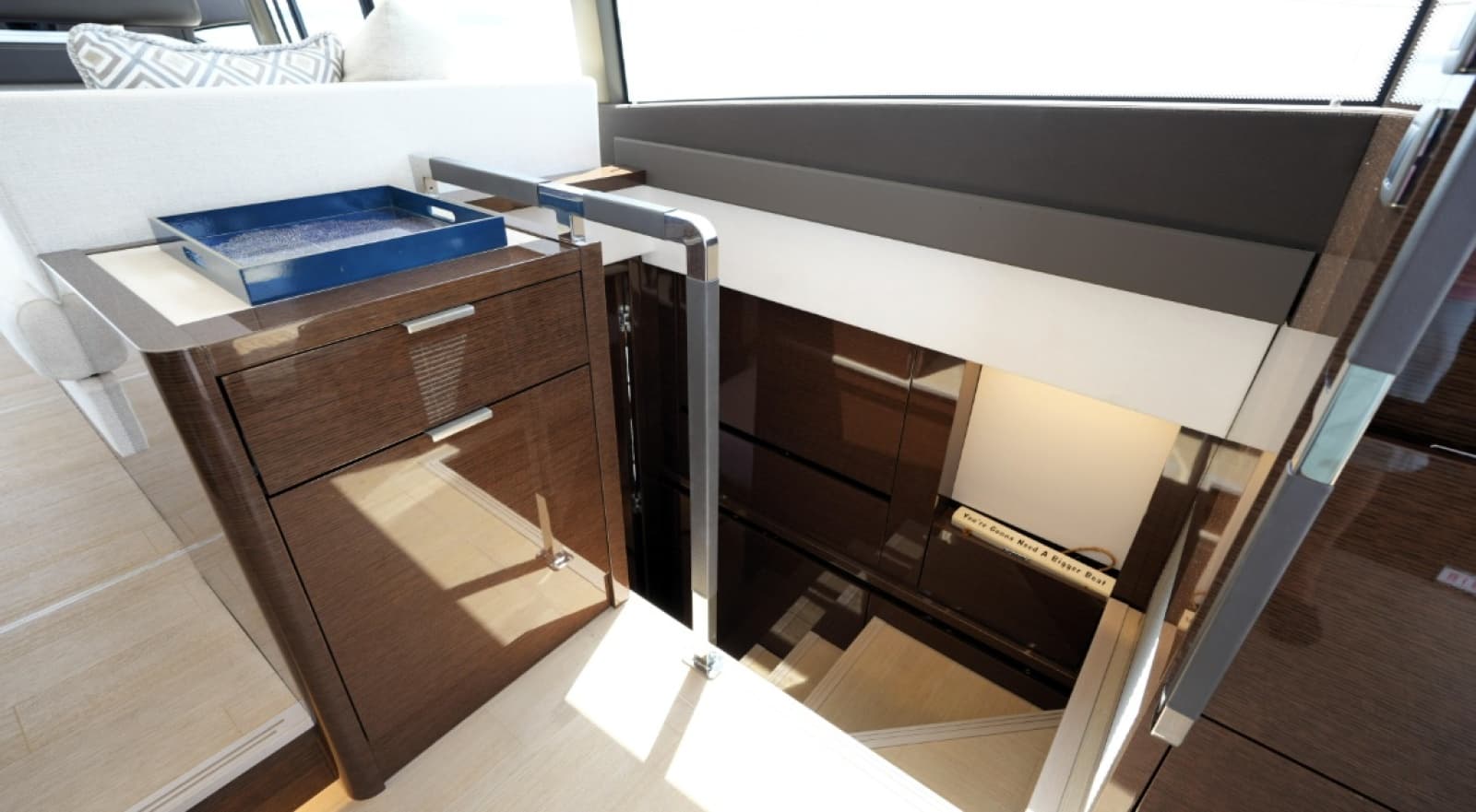 2023 Prestige 590 - Photo 30