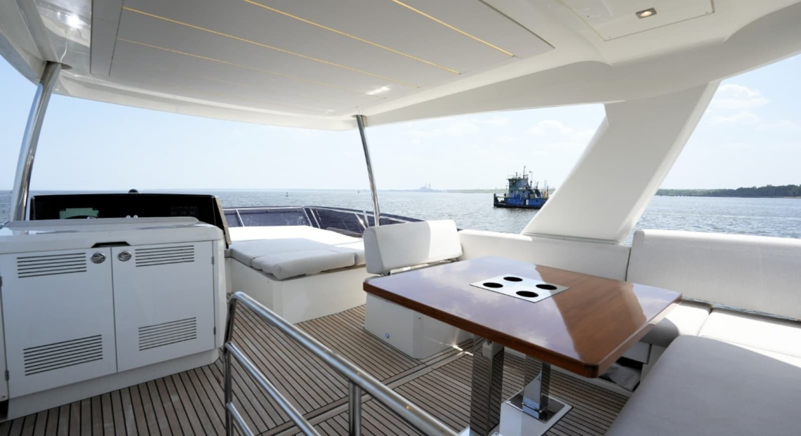 2023 Prestige 590 - Photo 52