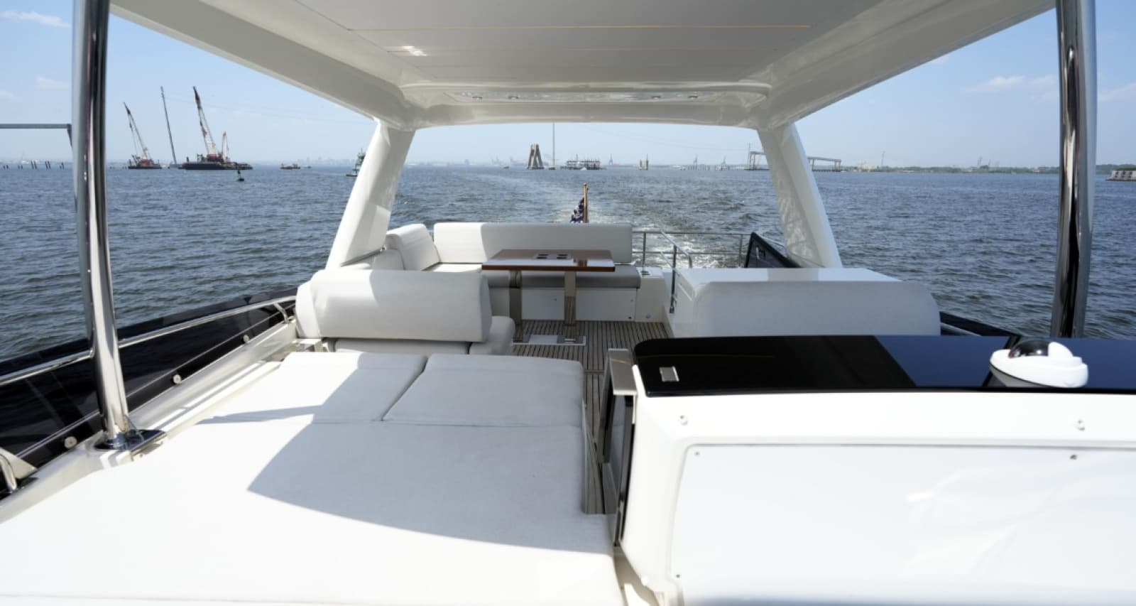 2023 Prestige 590 - Photo 45