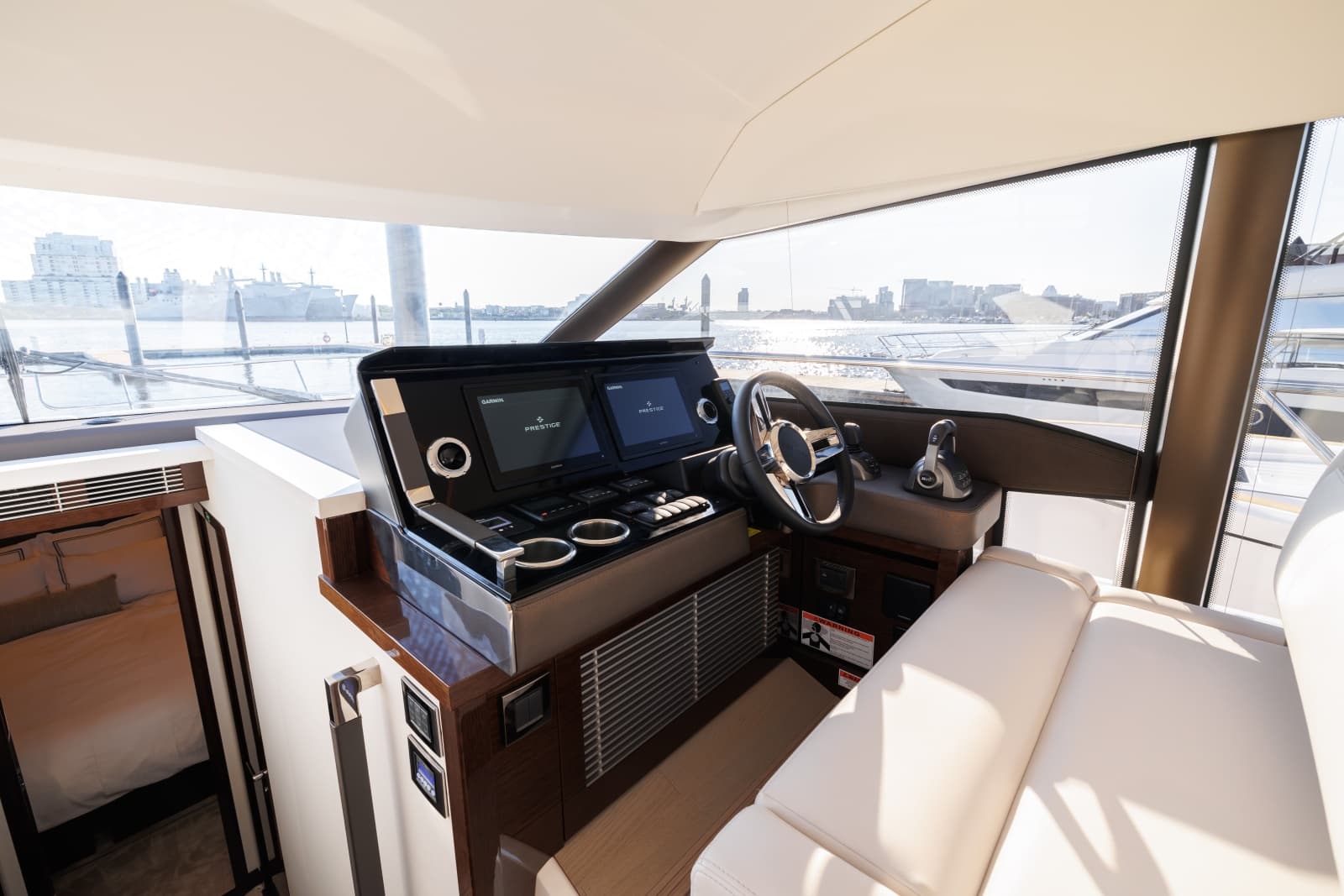 2026 Prestige 520 - Photo 33