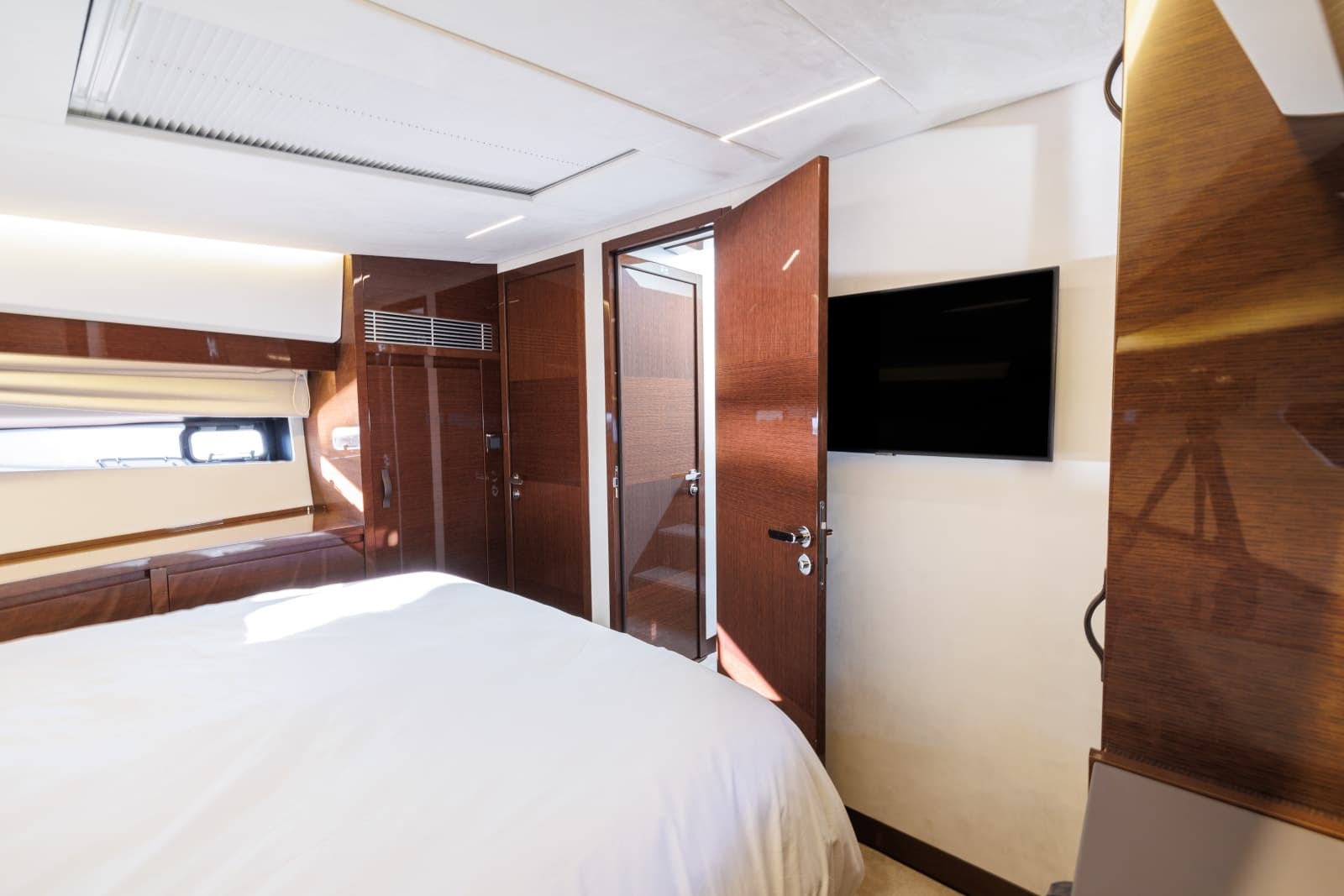 2026 Prestige 520 - Photo 38