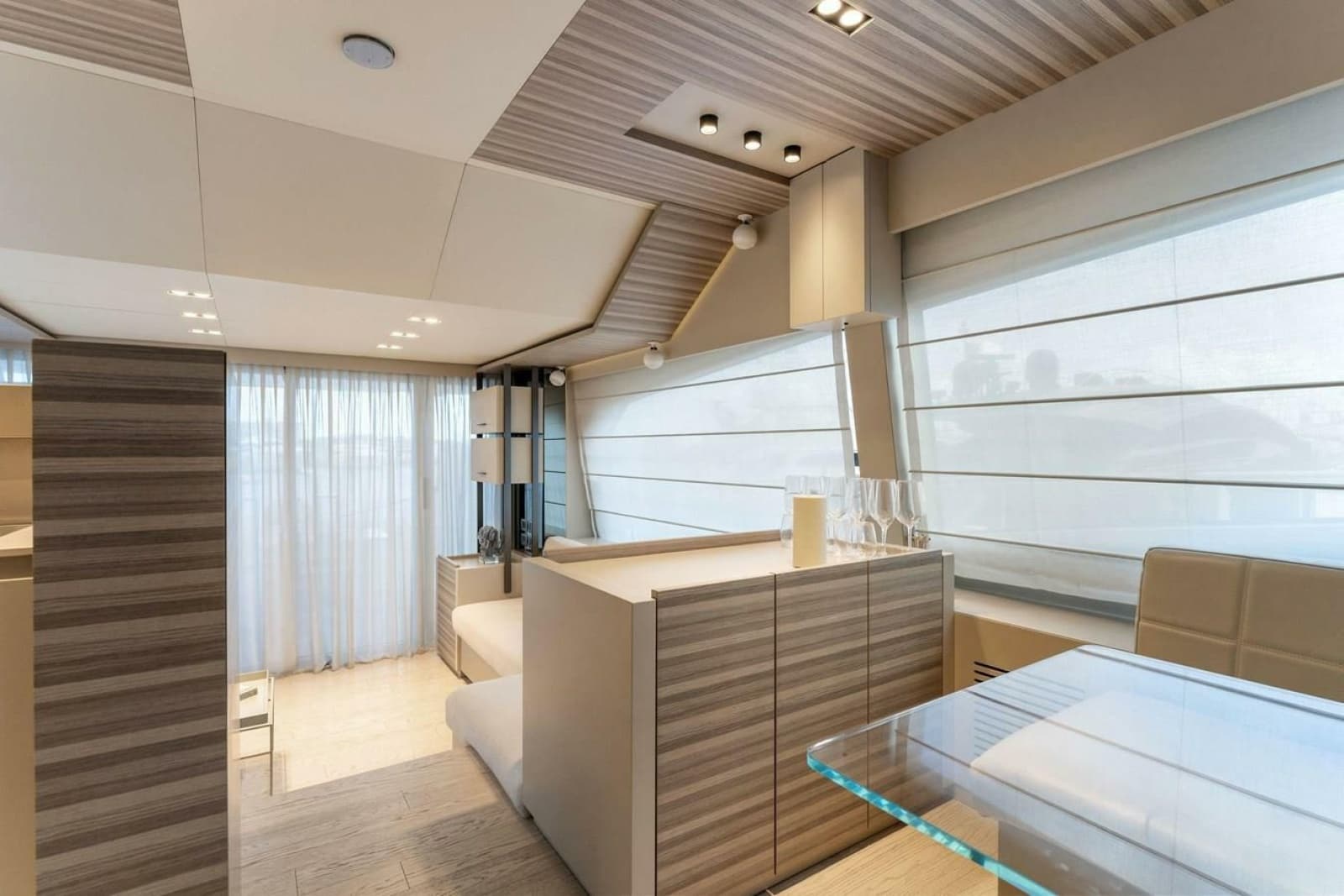 2020 Ferretti Yachts 670 Motoryacht - Photo 32