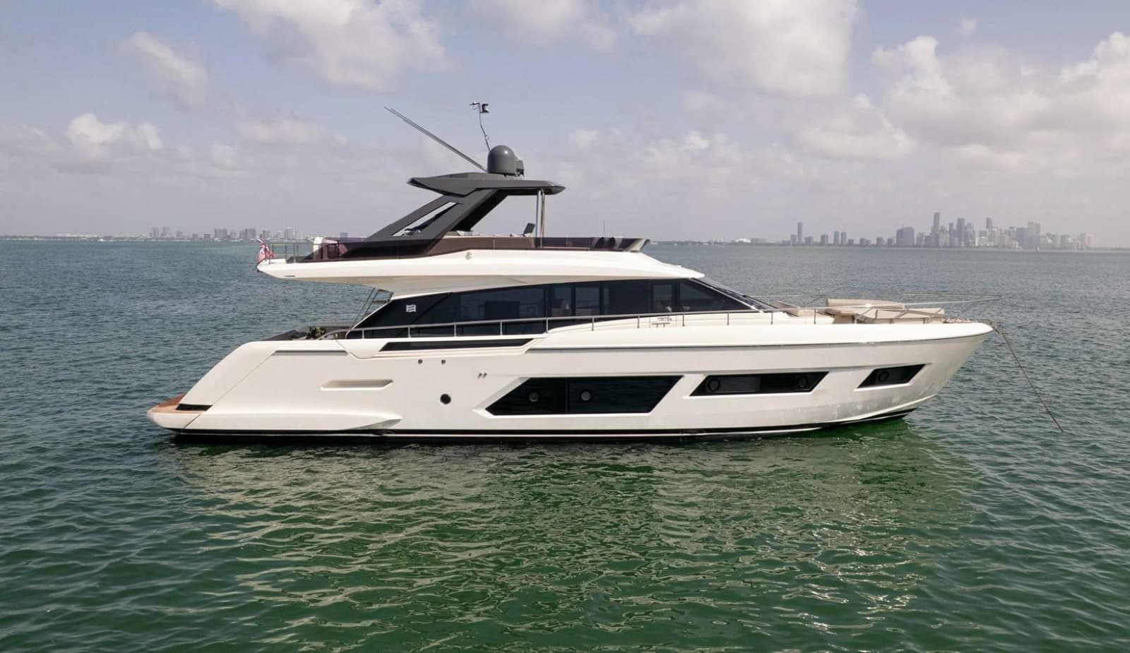 2020 Ferretti Yachts 670 Motoryacht - Photo 8