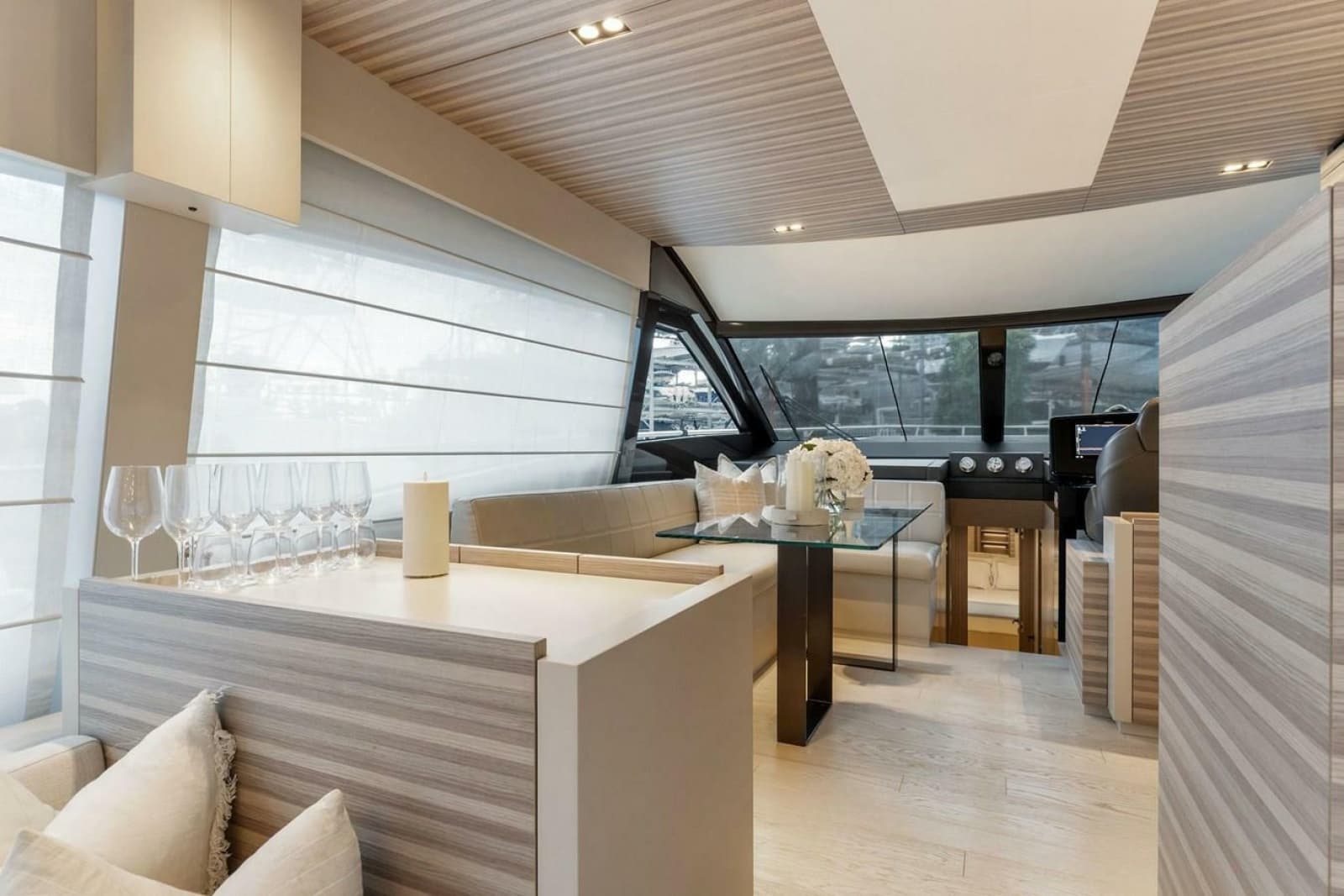 2020 Ferretti Yachts 670 Motoryacht - Photo 31