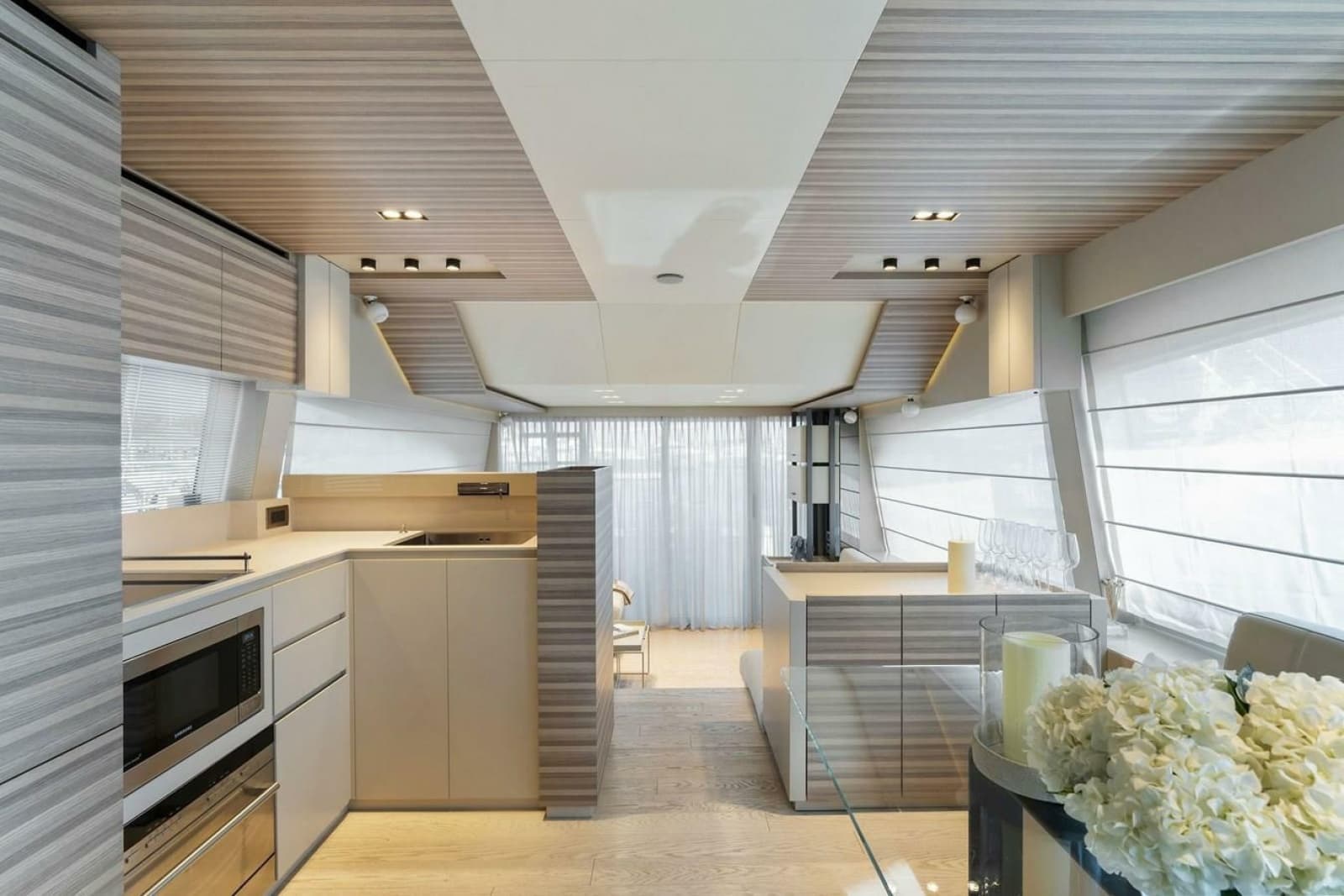 2020 Ferretti Yachts 670 Motoryacht - Photo 38