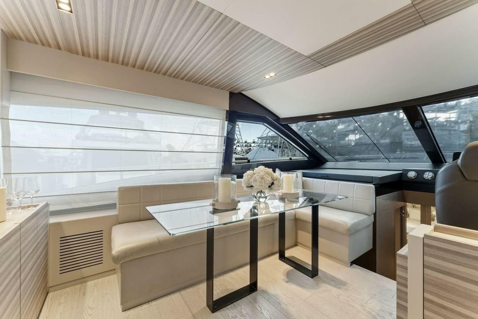 2020 Ferretti Yachts 670 Motoryacht - Photo 34