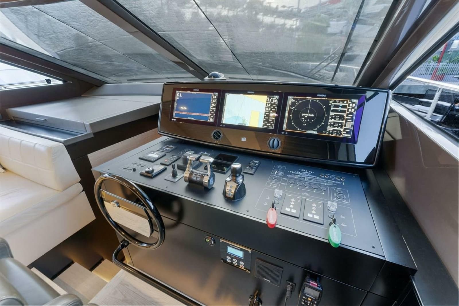 2020 Ferretti Yachts 670 Motoryacht - Photo 43