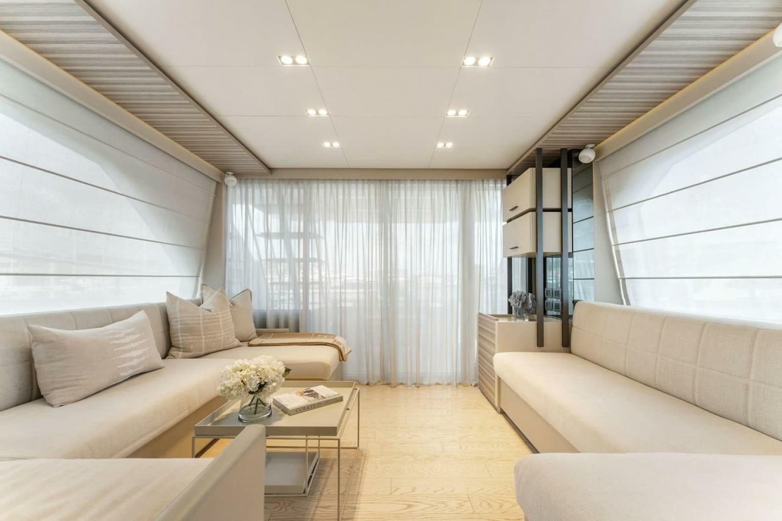 2020 Ferretti Yachts 670 Motoryacht - Photo 27