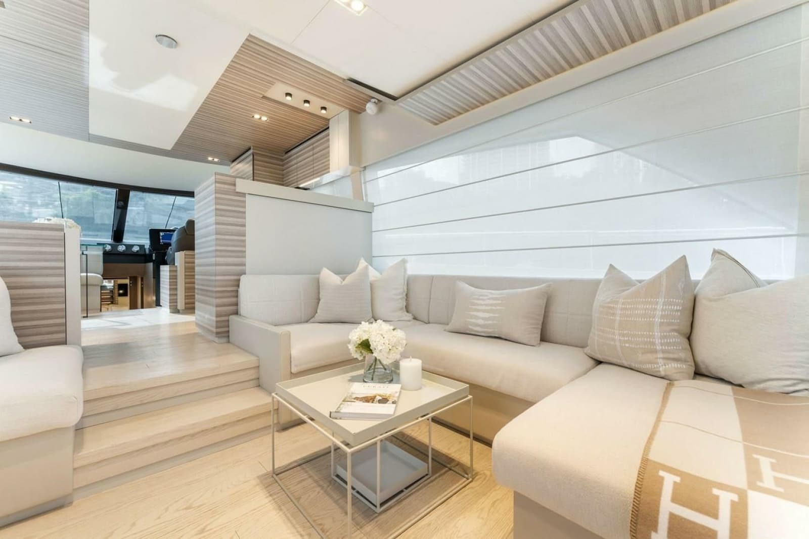 2020 Ferretti Yachts 670 Motoryacht - Photo 25