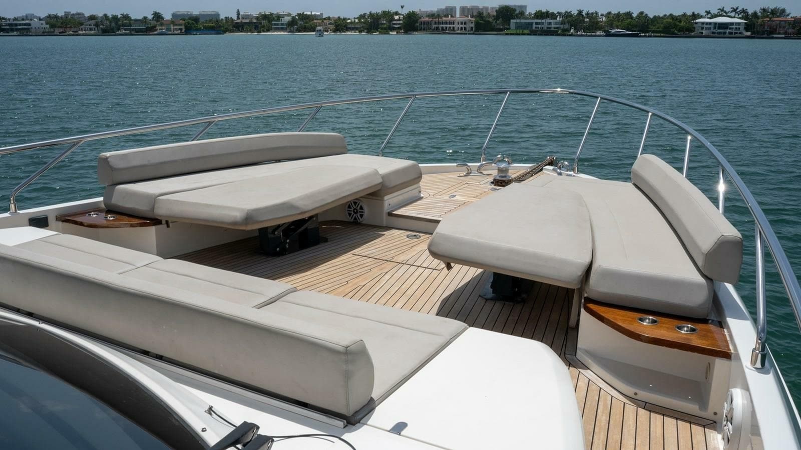 2020 Ferretti Yachts 670 Motoryacht - Photo 14
