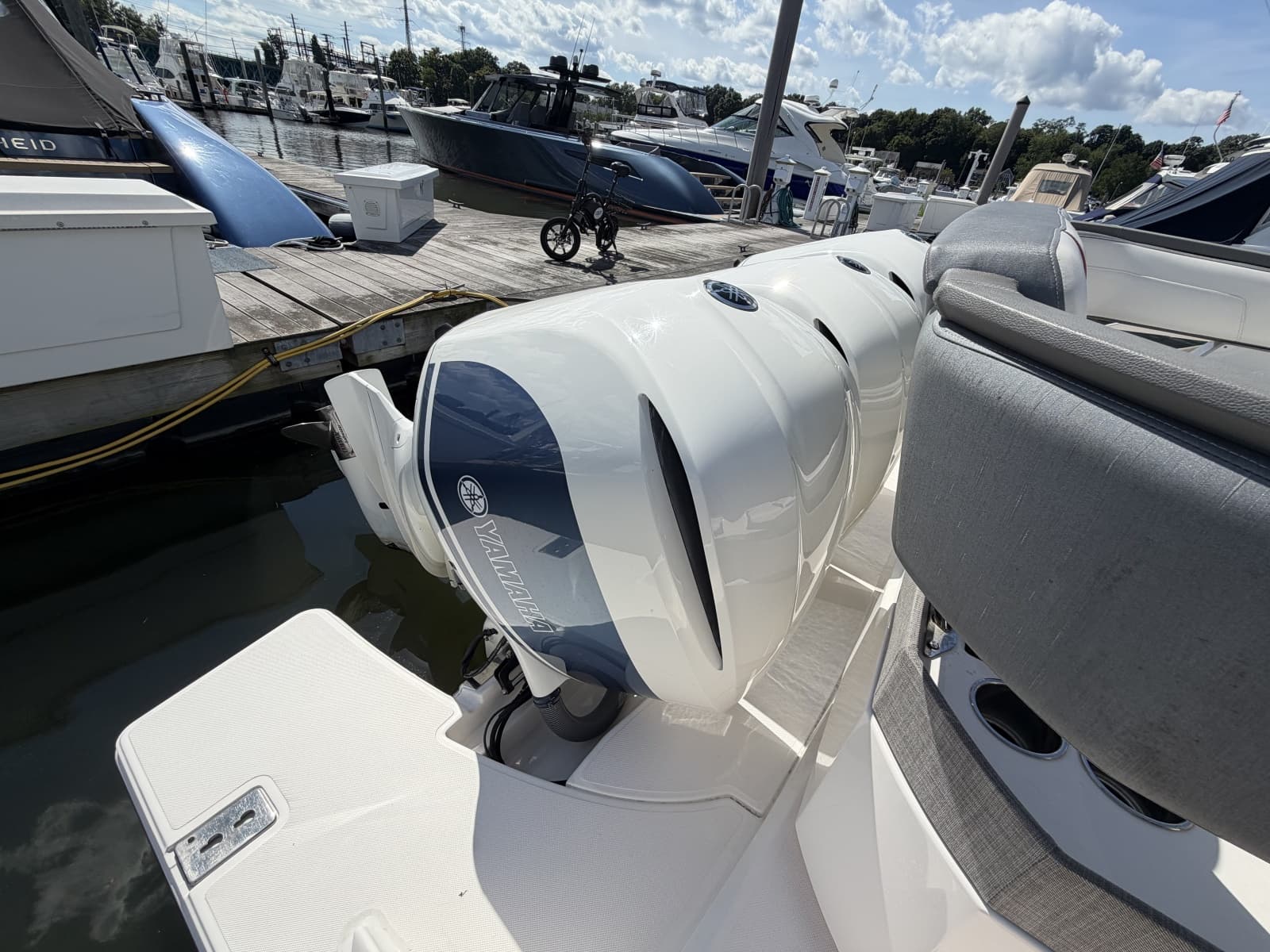 2019 Tiara Yachts  - Photo 22